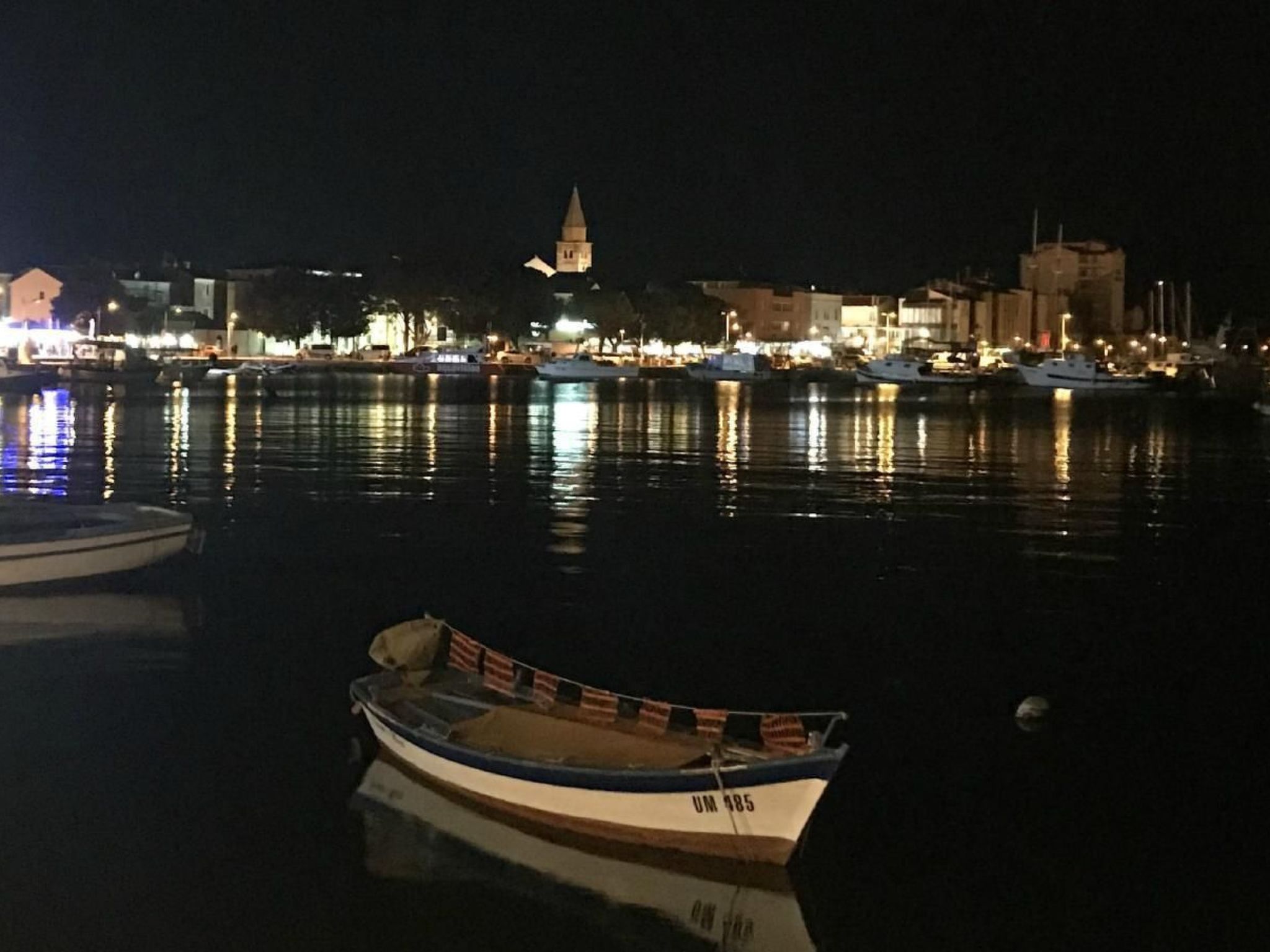 Große Wohnung in Umag mit Kleinem Balkon-Image-tags.info