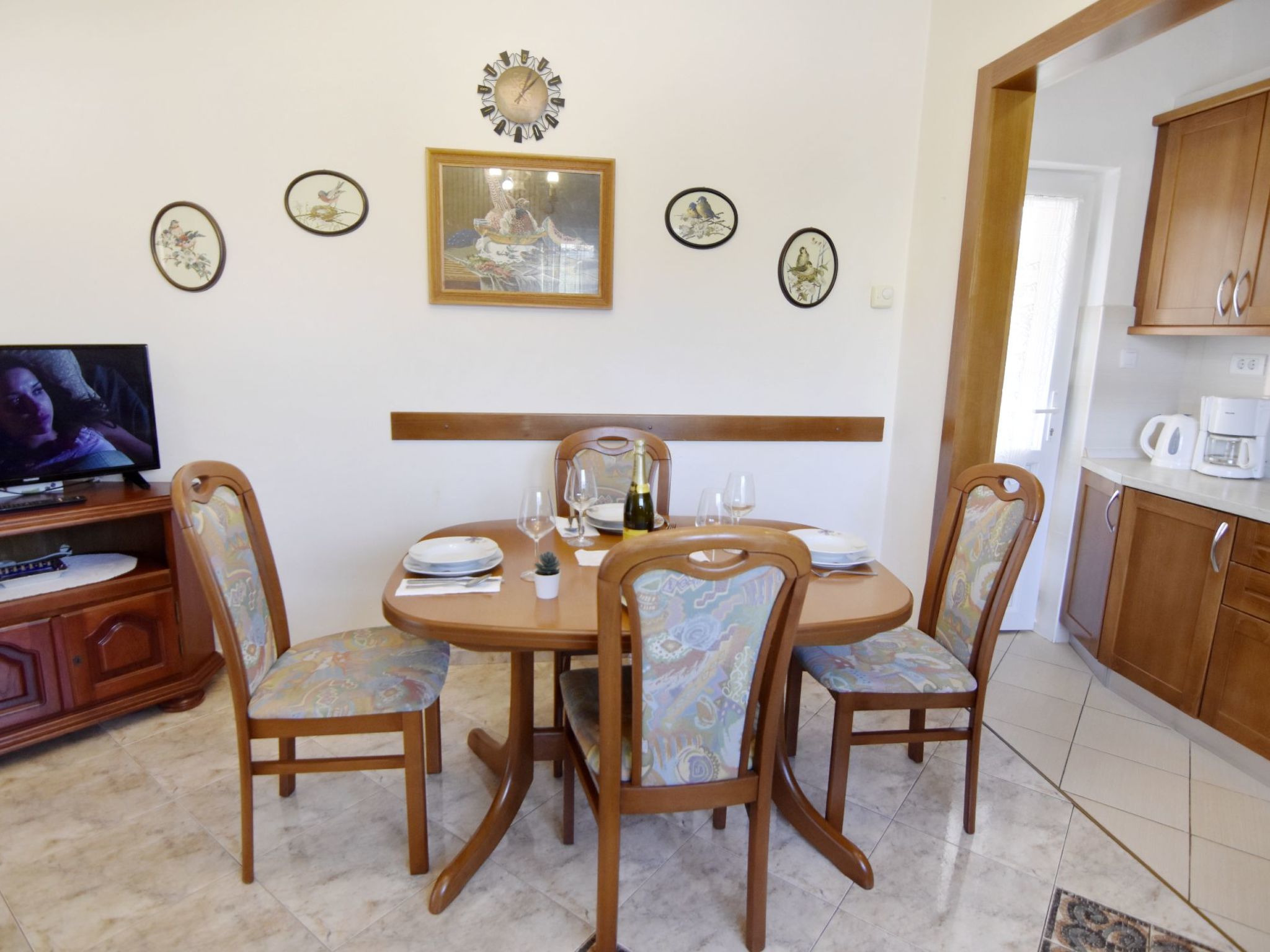 Photo of Zwei-Zimmer-Wohnung in der Nähe des Meeres Umag