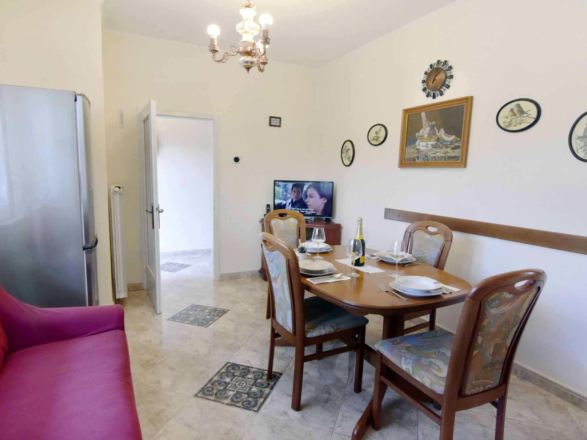 Photo of Zwei-Zimmer-Wohnung in der Nähe des Meeres Umag