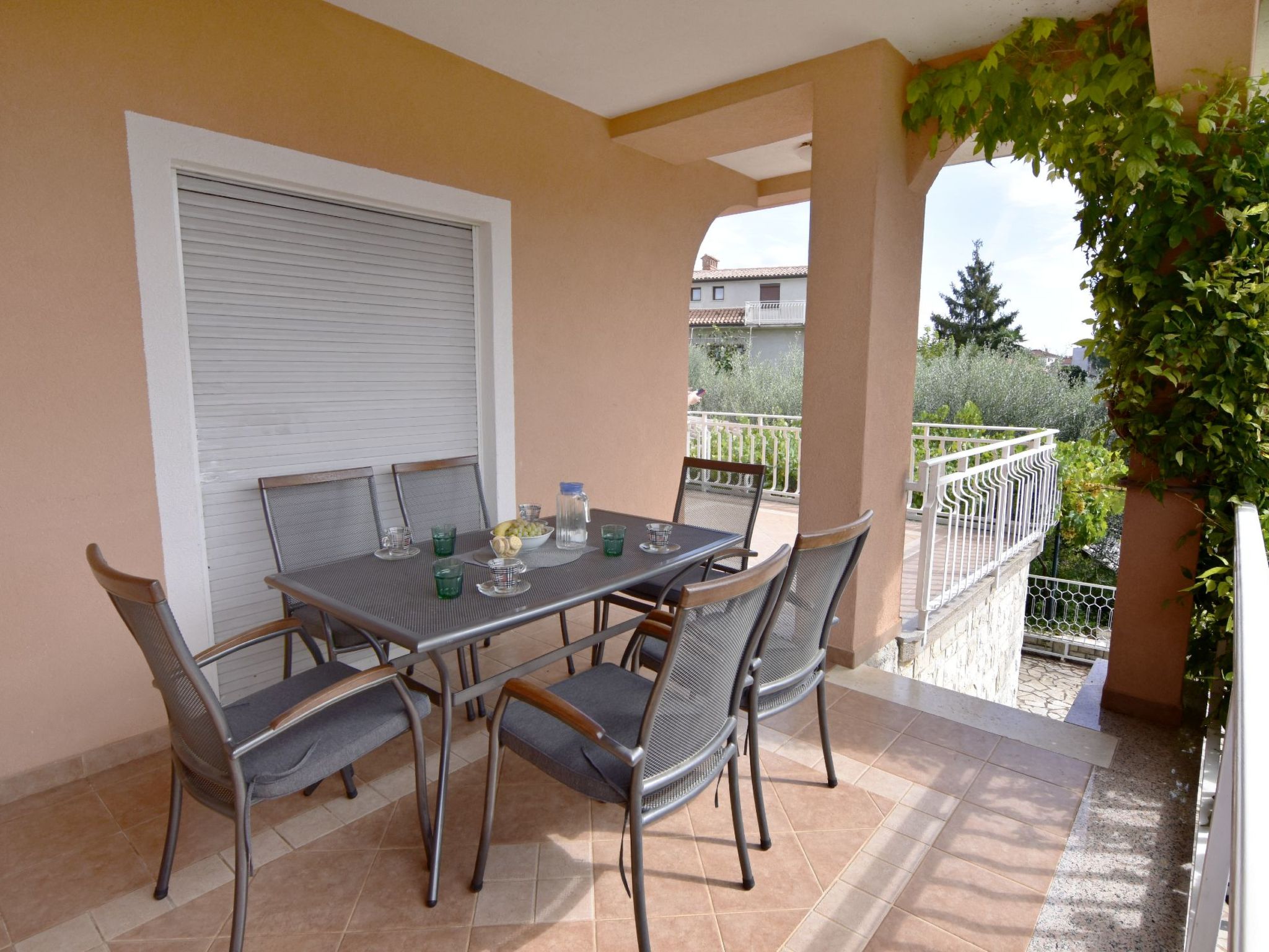 Photo of Zwei-Zimmer-Wohnung in der Nähe des Meeres Umag