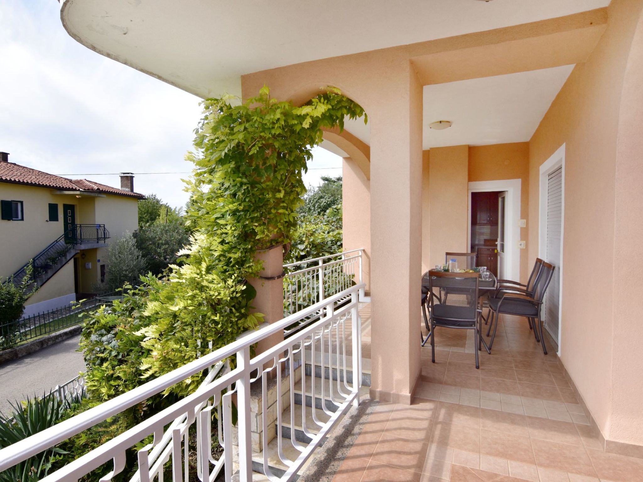 Photo of Zwei-Zimmer-Wohnung in der Nähe des Meeres Umag