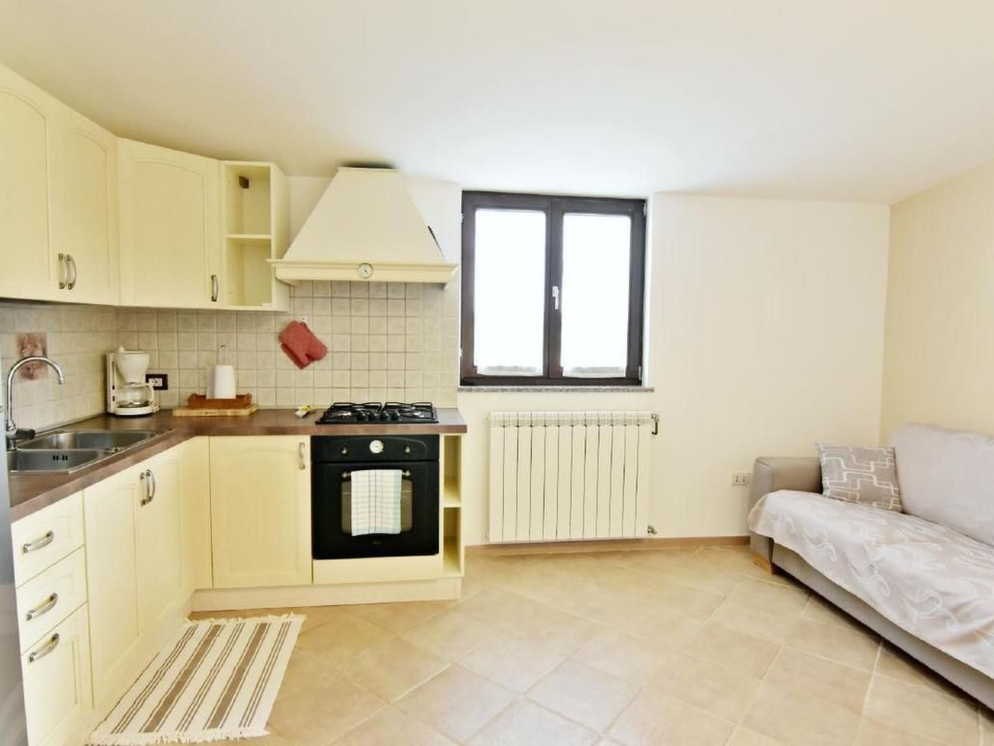 LOREDANA KAT-Image-tags.info