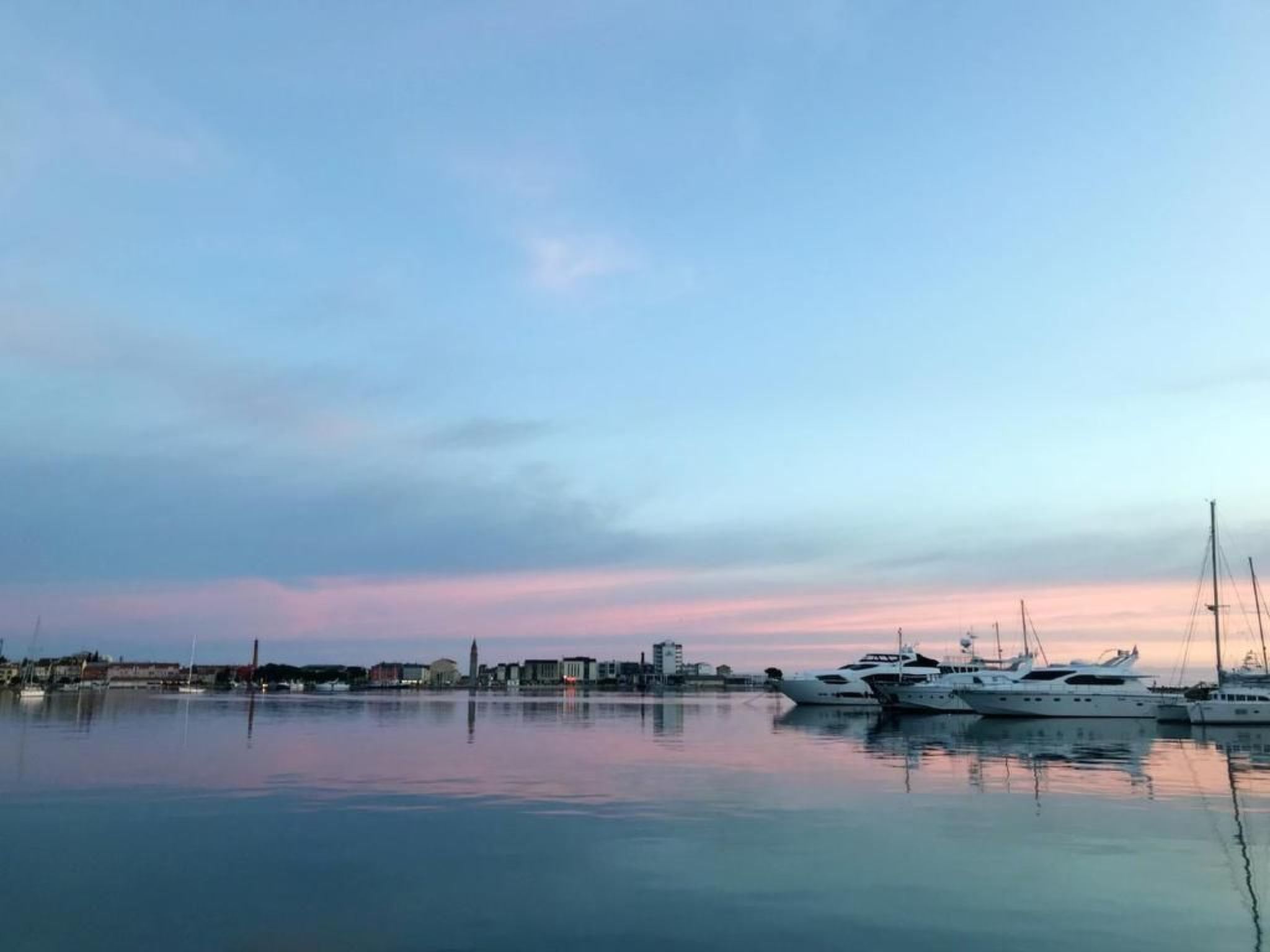 LOREDANA KAT-Image-tags.info