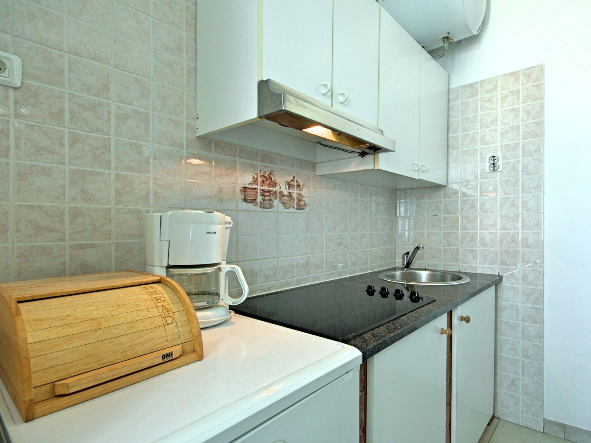 Photo of Apartment Nika 3 Umag mit Pool und Whirlpool 400 Meter vom Strand entfernt