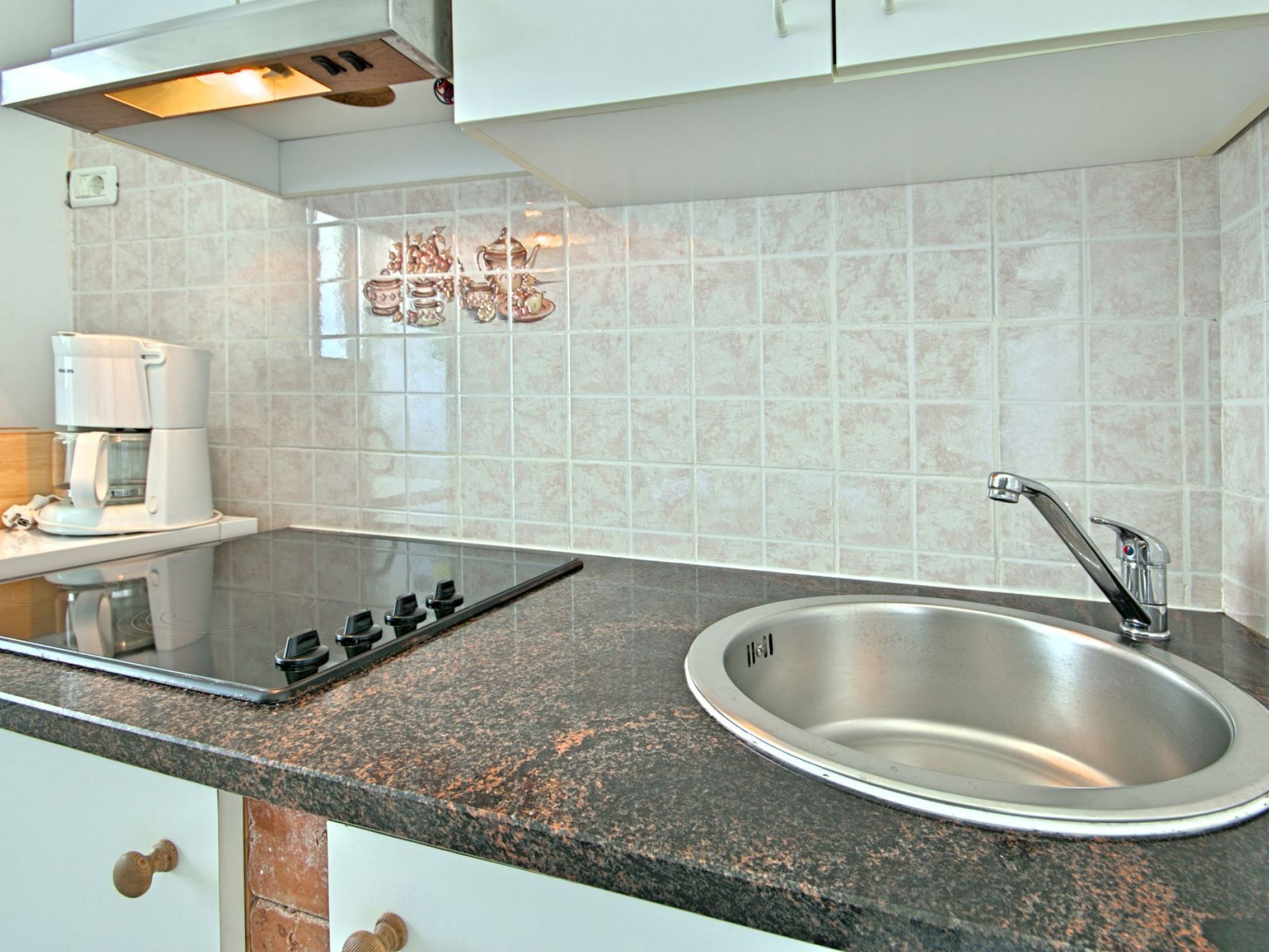 Photo of Apartment Nika 3 Umag mit Pool und Whirlpool 400 Meter vom Strand entfernt