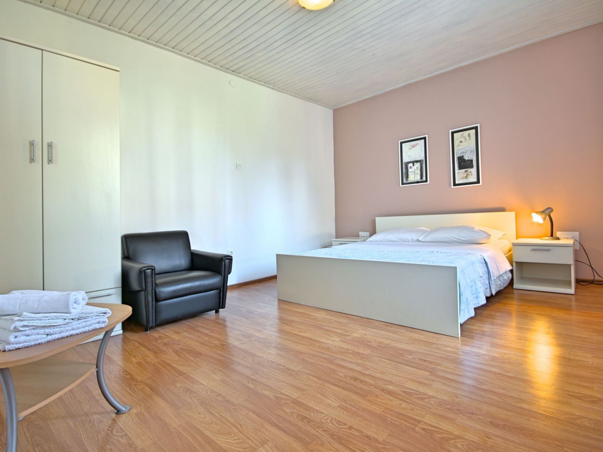 Photo of Apartment Nika 3 Umag mit Pool und Whirlpool 400 Meter vom Strand entfernt