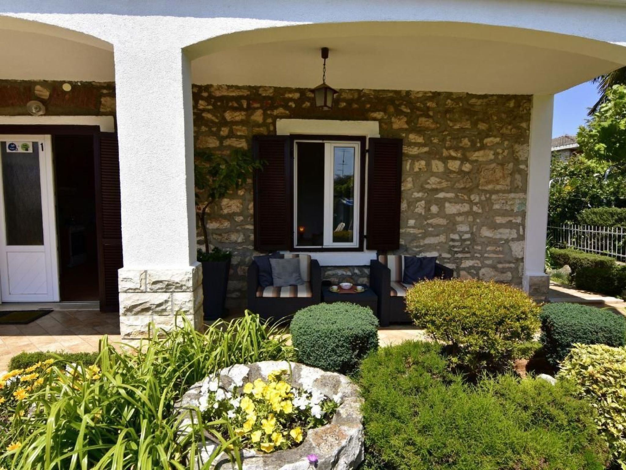 Große Wohnung in Umag mit Großem Garten und Meerblick