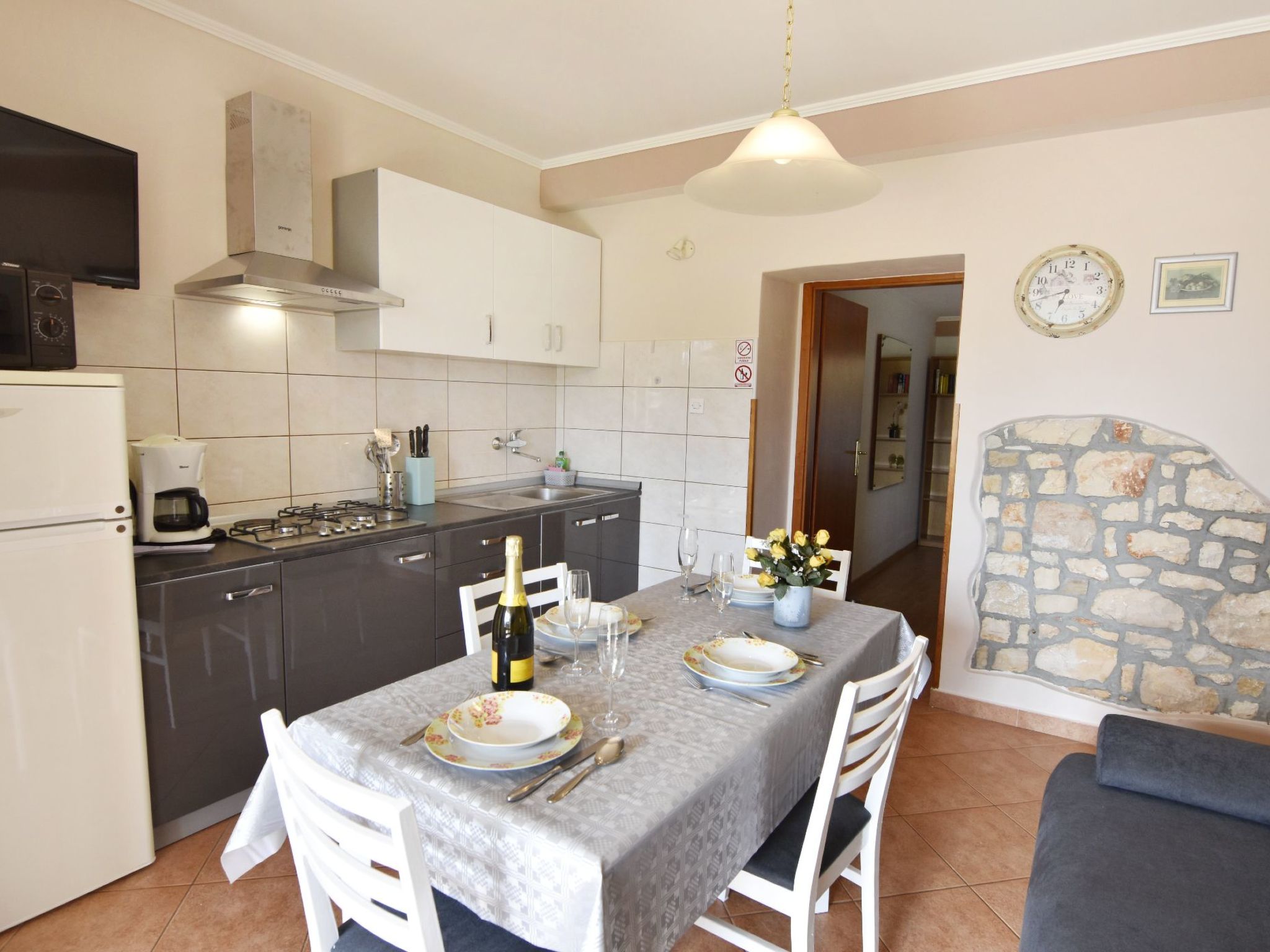 Große Wohnung in Umag mit Großem Garten und Meerblick