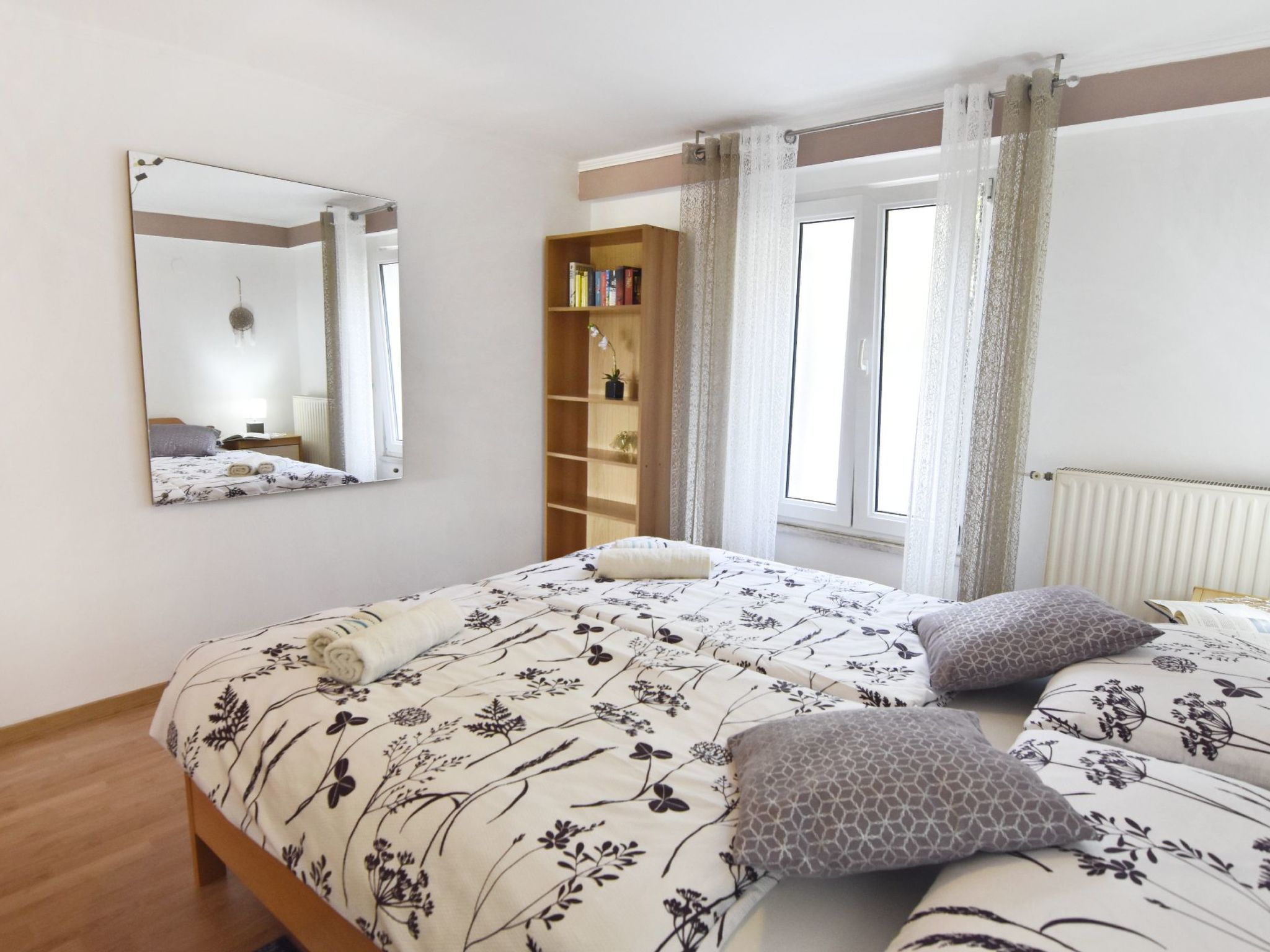 Große Wohnung in Umag mit Großem Garten und Meerblick-Image-tags.info