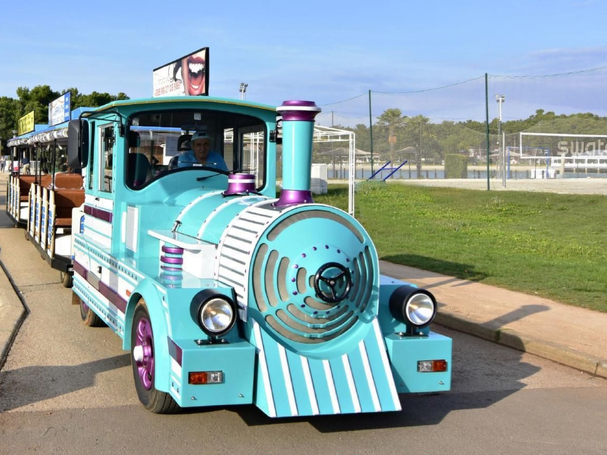 Große Wohnung in Umag mit Großem Garten und Meerblick-Image-tags.info