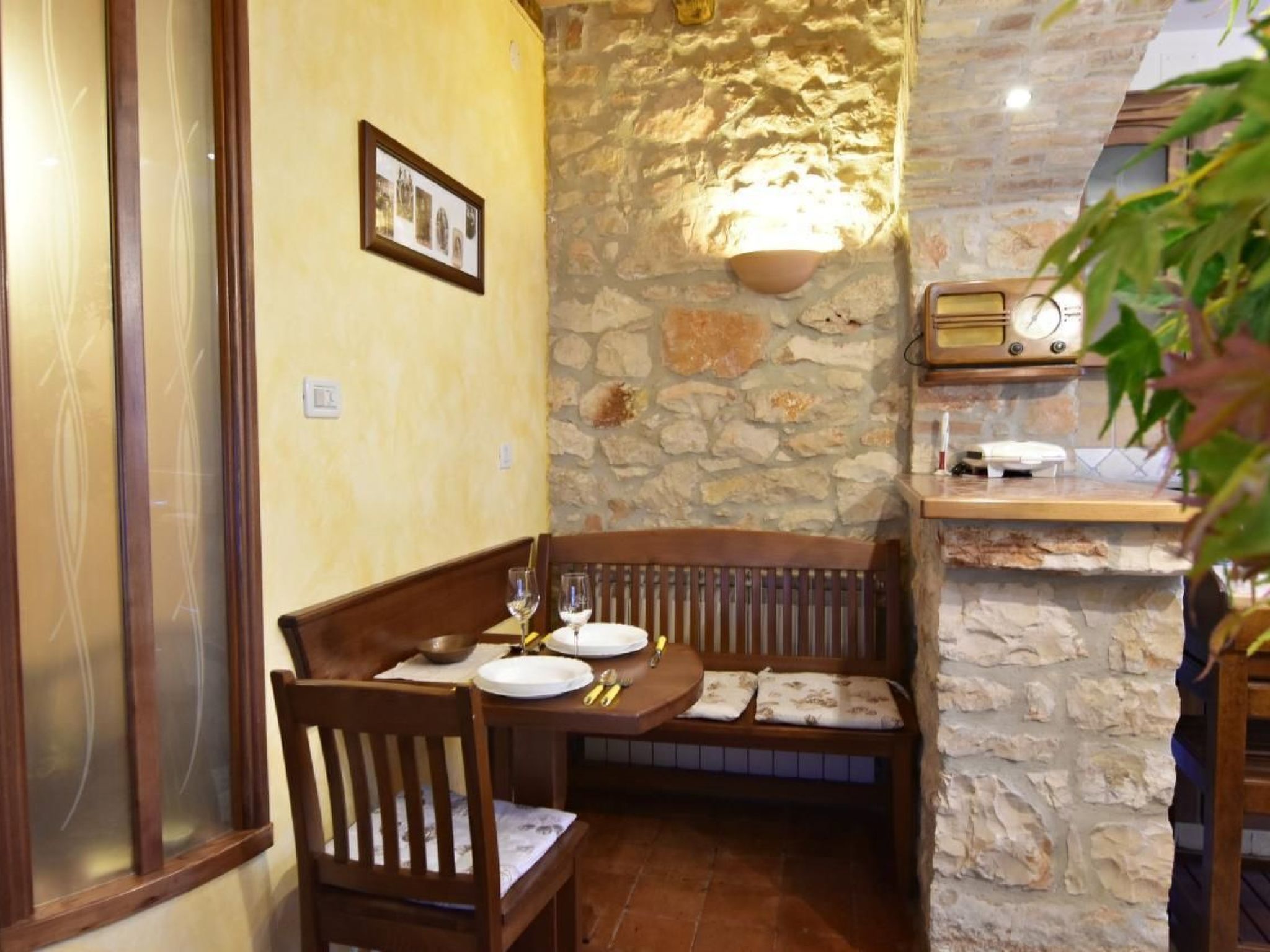 Tolles Appartement in Umag mit Grill, Terrasse und Garten-Image-tags.info