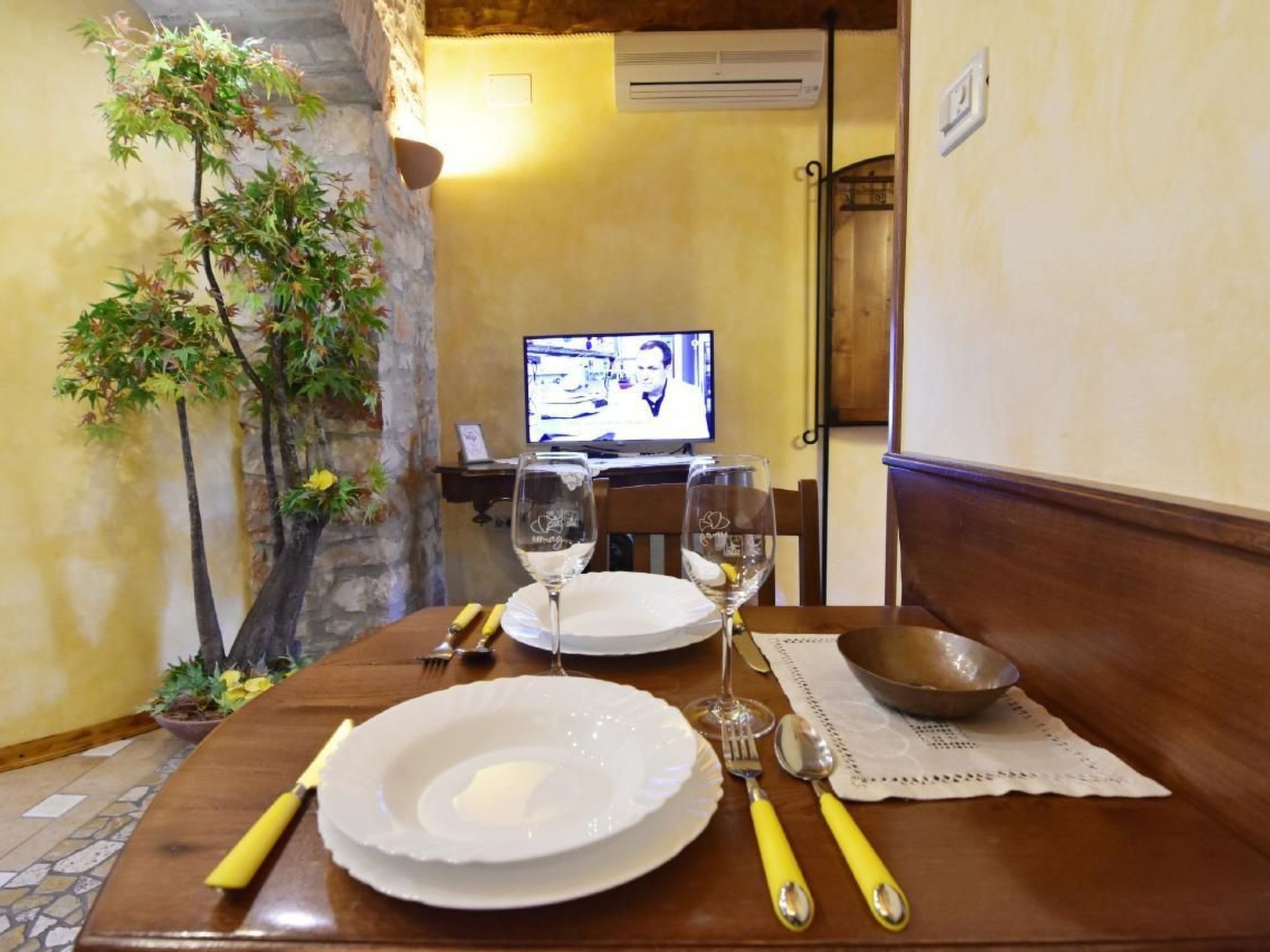 Tolles Appartement in Umag mit Grill, Terrasse und Garten-Image-tags.info