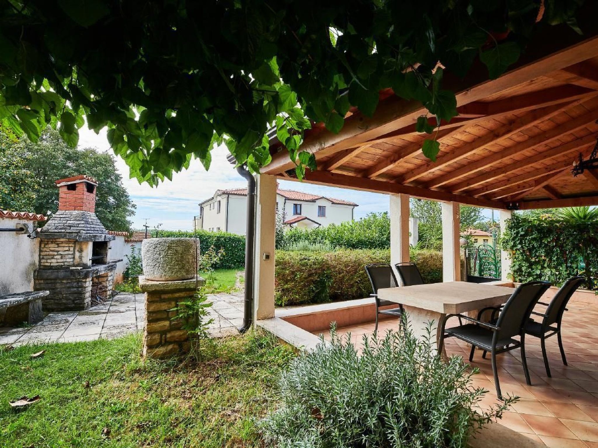 Wohnung in Valica mit Großem Garten-Image-tags.info