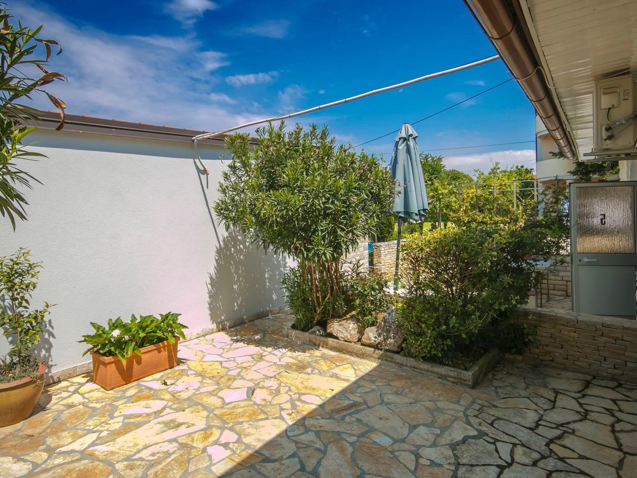 Apartment Nika 5 in der Residenz mit Pool und Whirlpool in Strandnähe-Image-tags.info