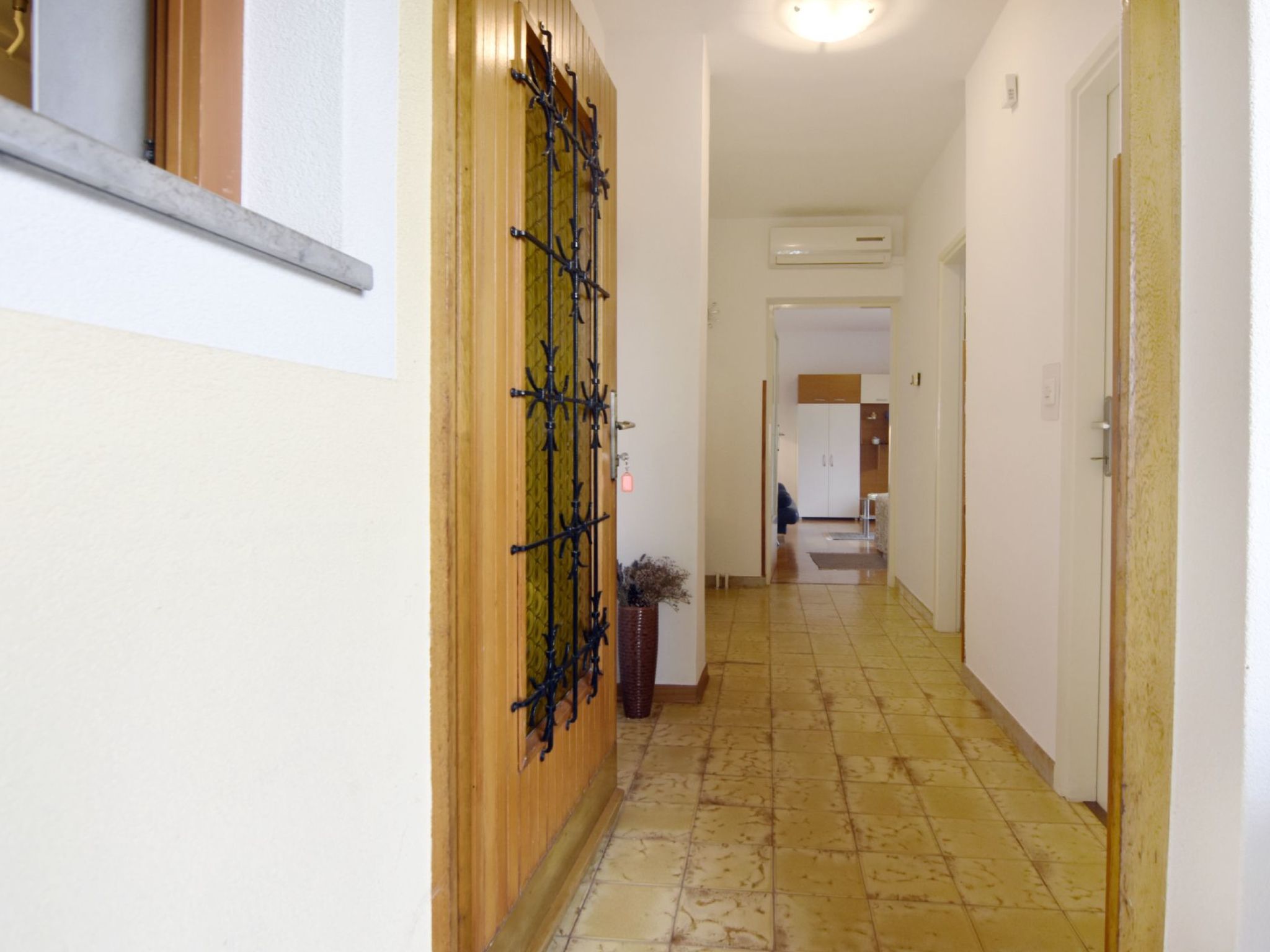 Elizabeta-Image-tags.info