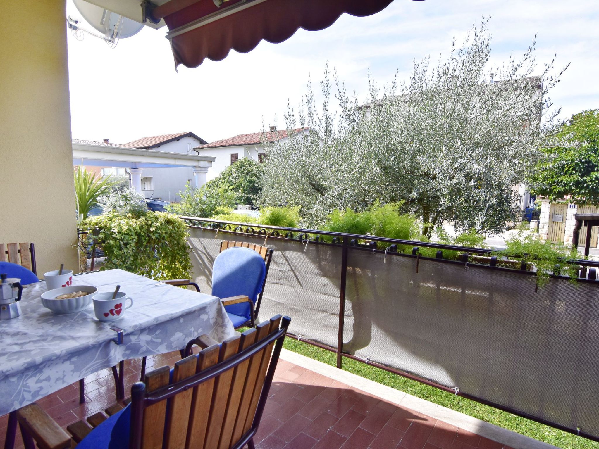 Elizabeta-Image-tags.info