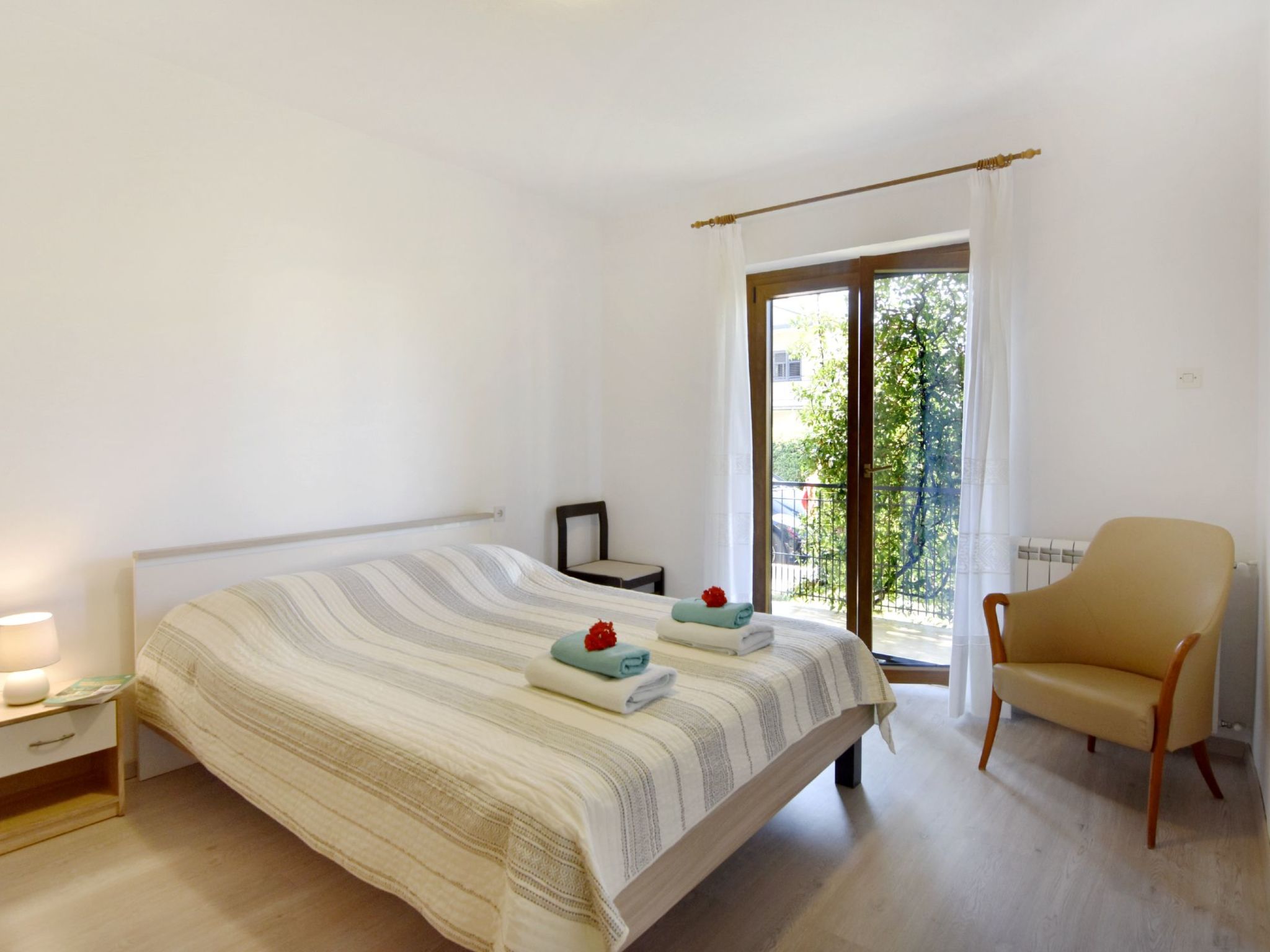 LINO B4-Image-tags.info