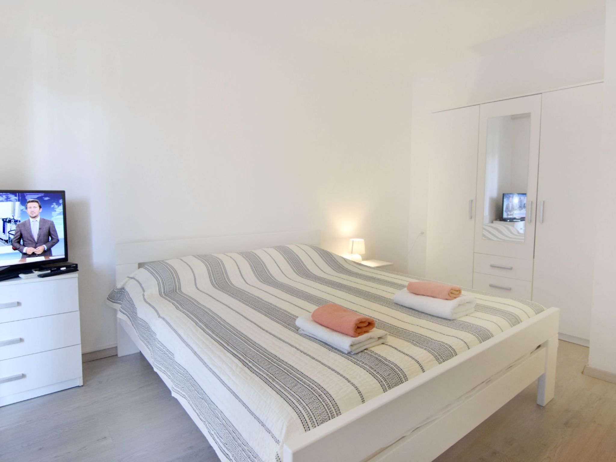 LINO B4-Image-tags.info