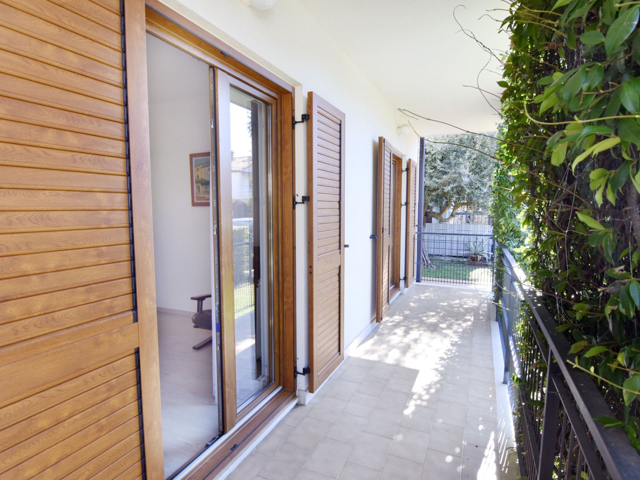 LINO B4-Image-tags.info