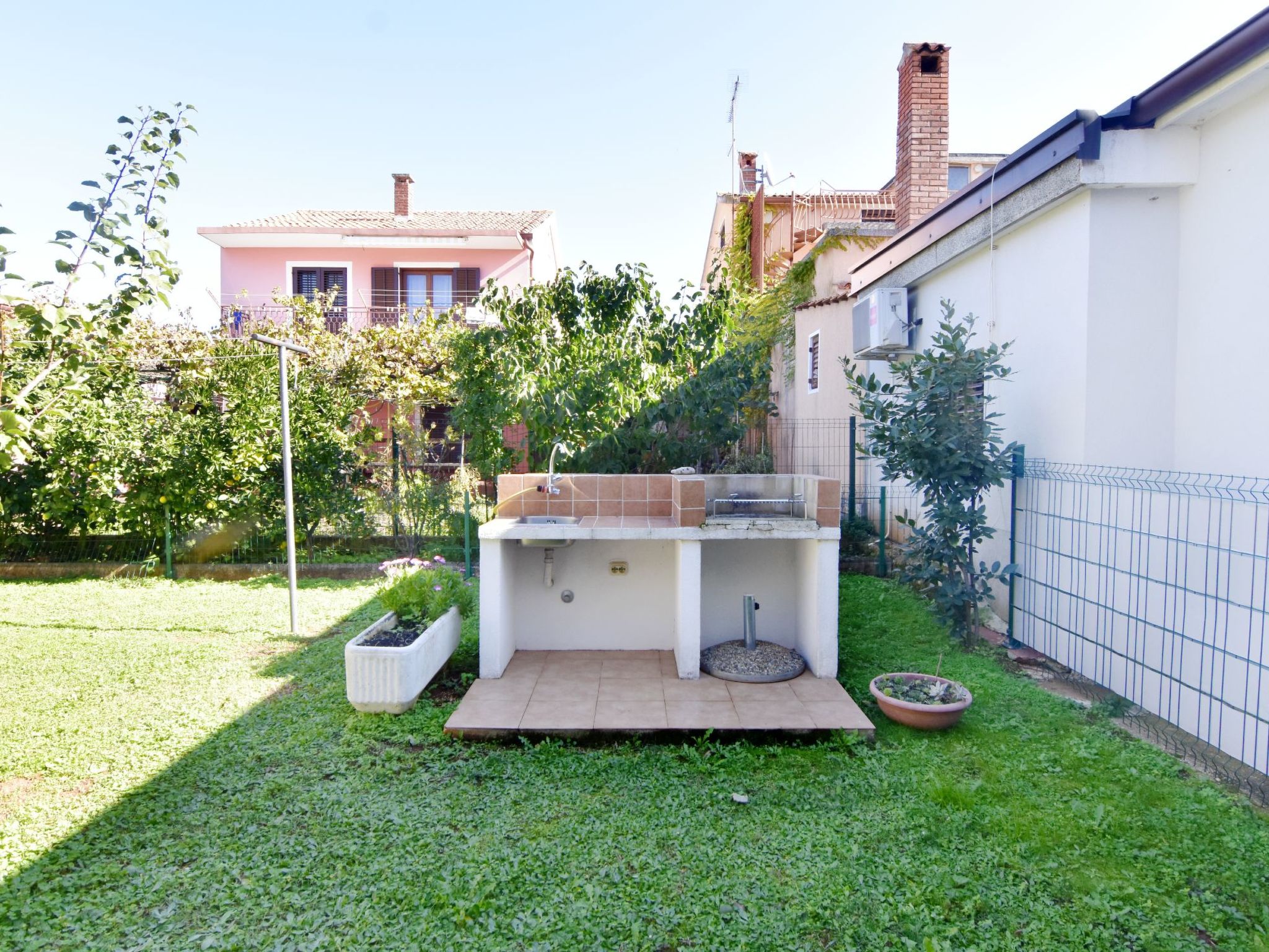 LINO B4-Image-tags.info