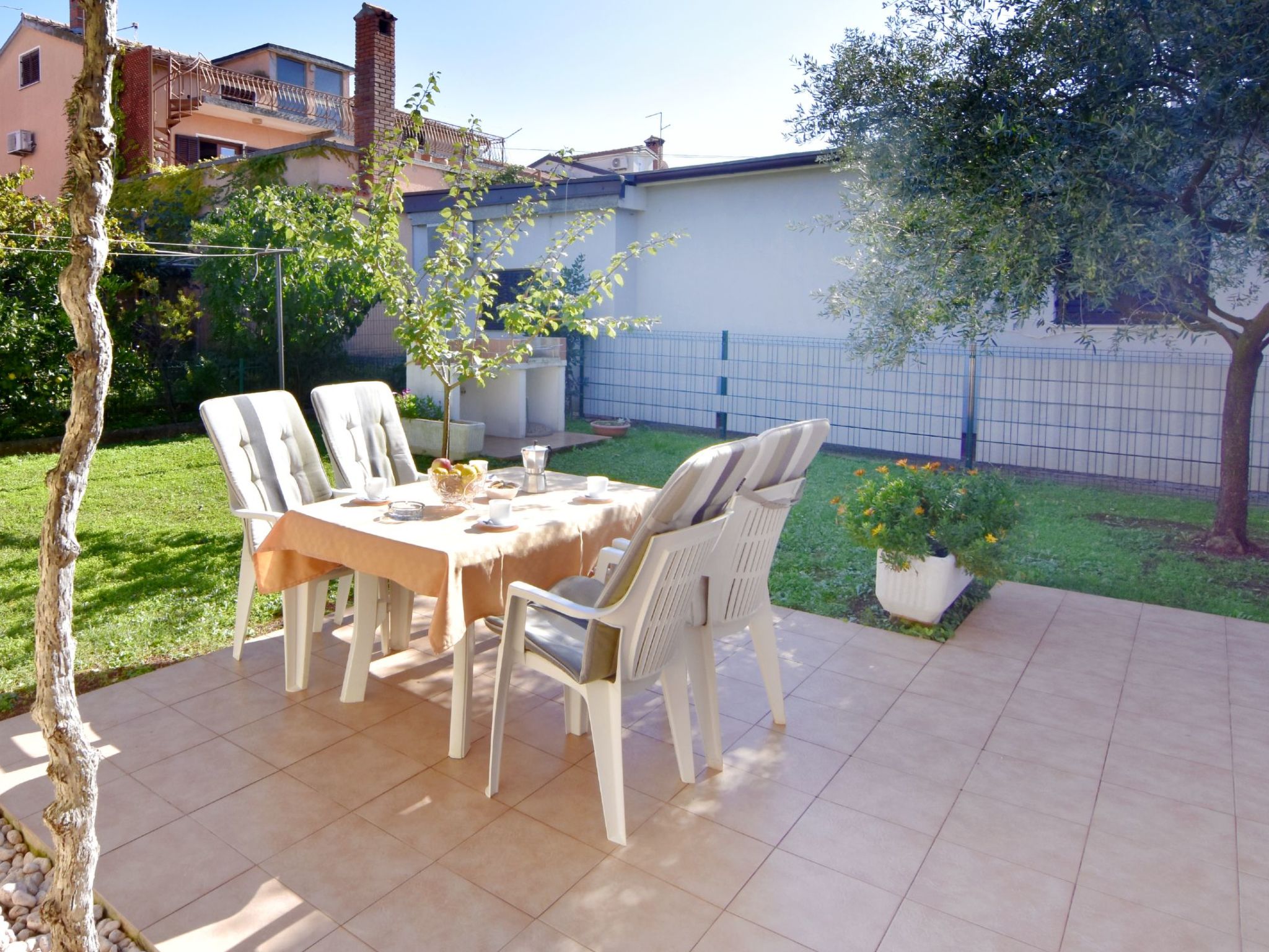 LINO B4-Image-tags.info