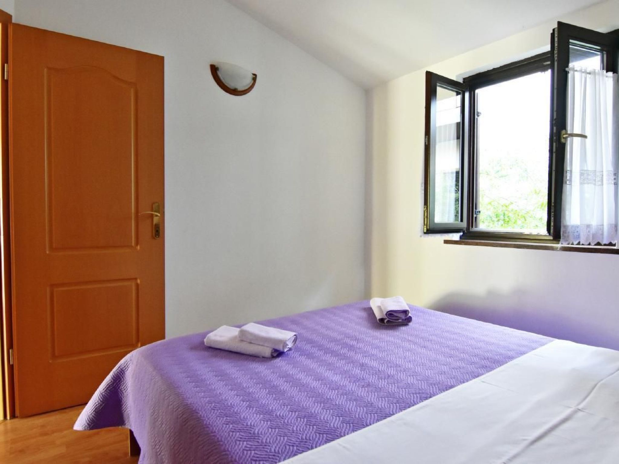 Vedrana 3 TAVERNA-Image-tags.info