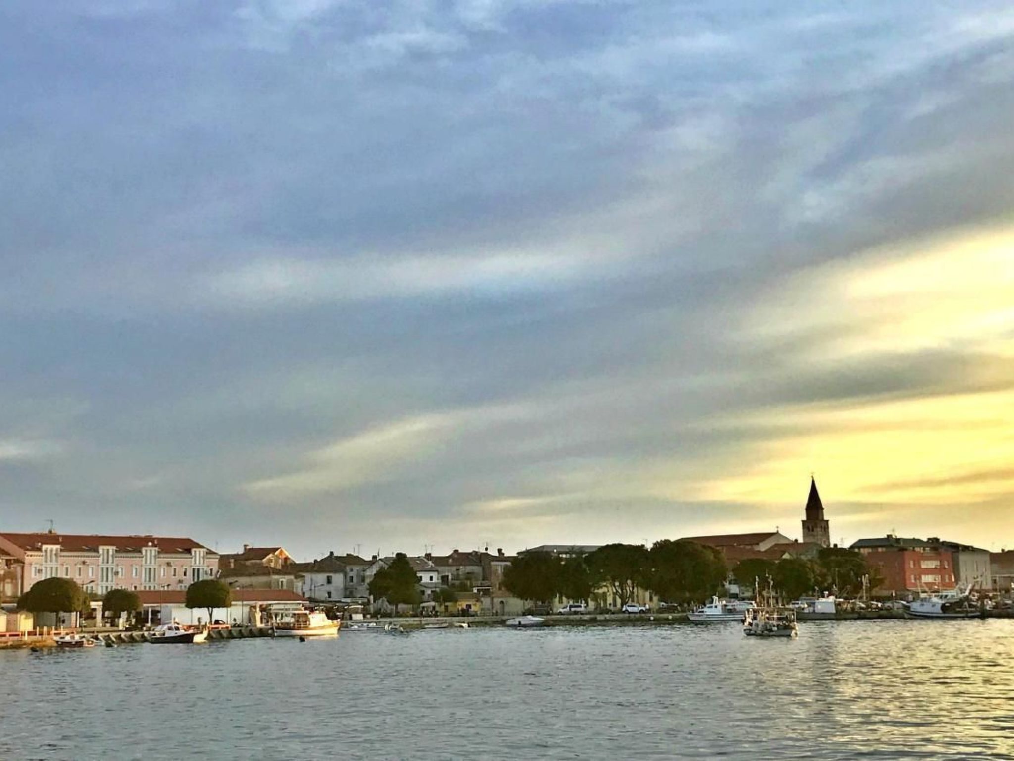 Vedrana 3 TAVERNA-Image-tags.info