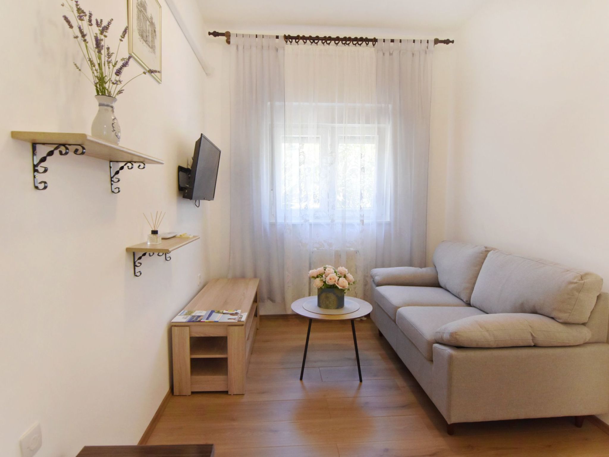 Photo of TATJANA MOELA