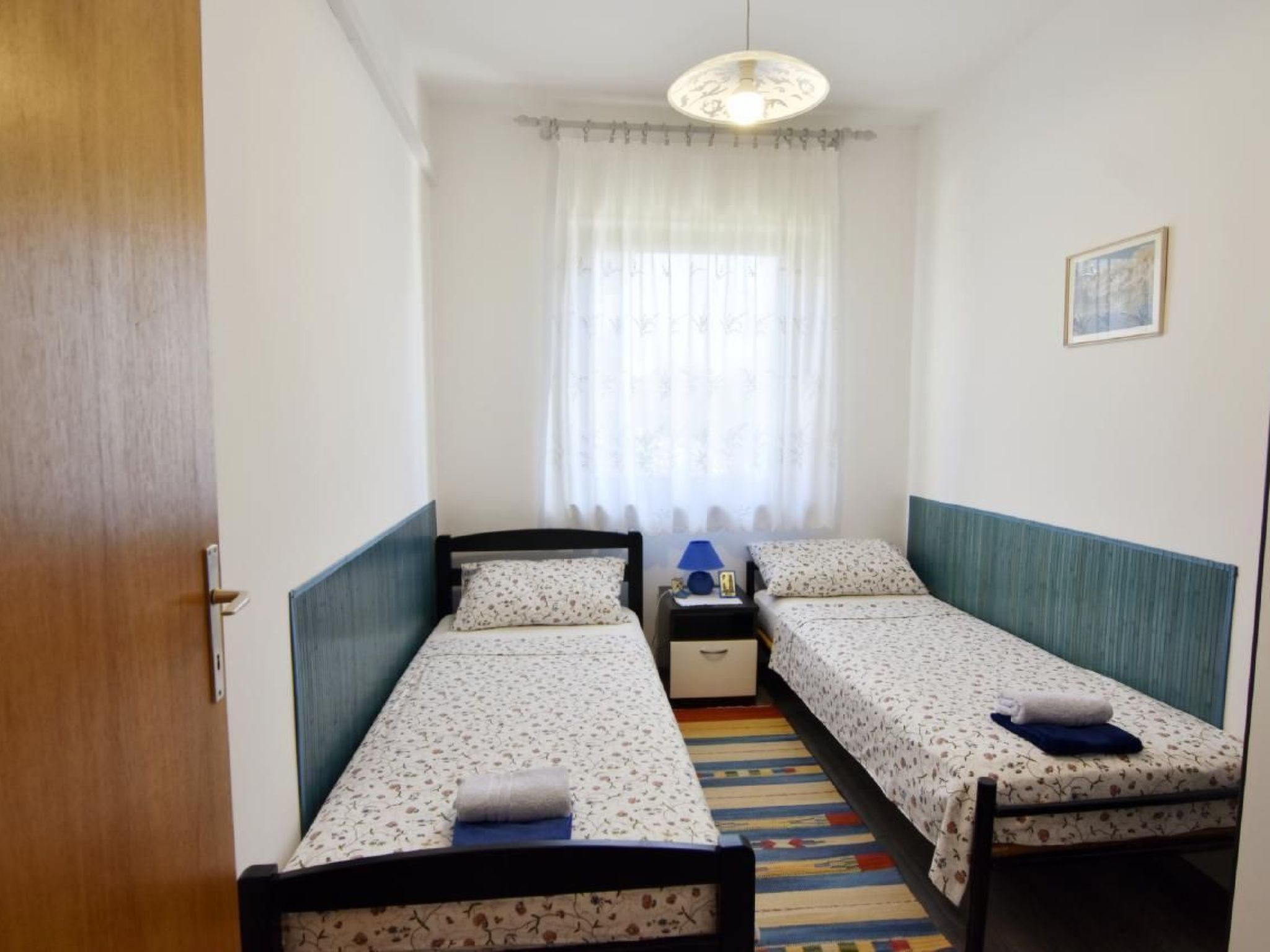 VLADO C6-Image-tags.info