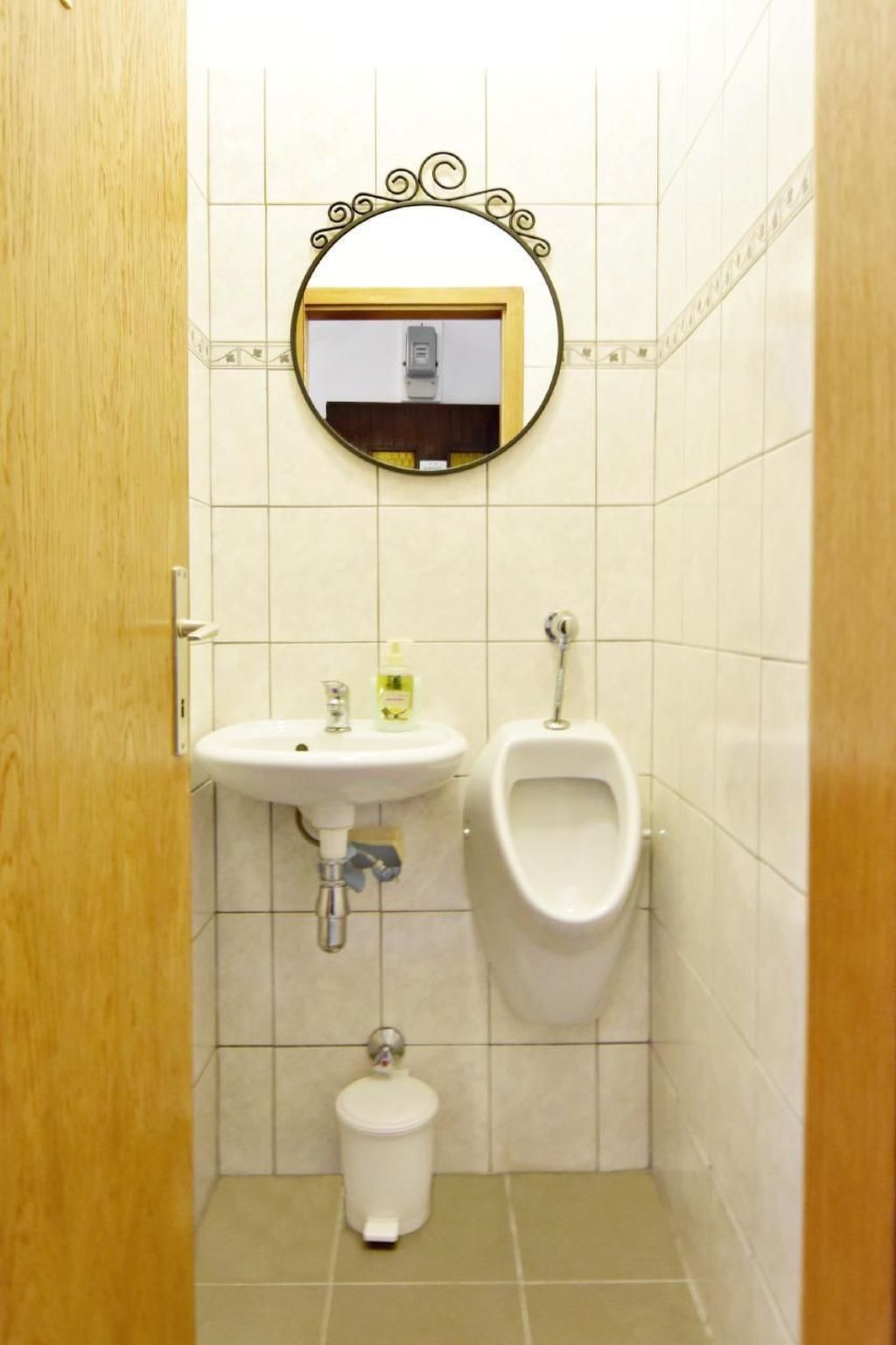 VLADO C6-Image-tags.info