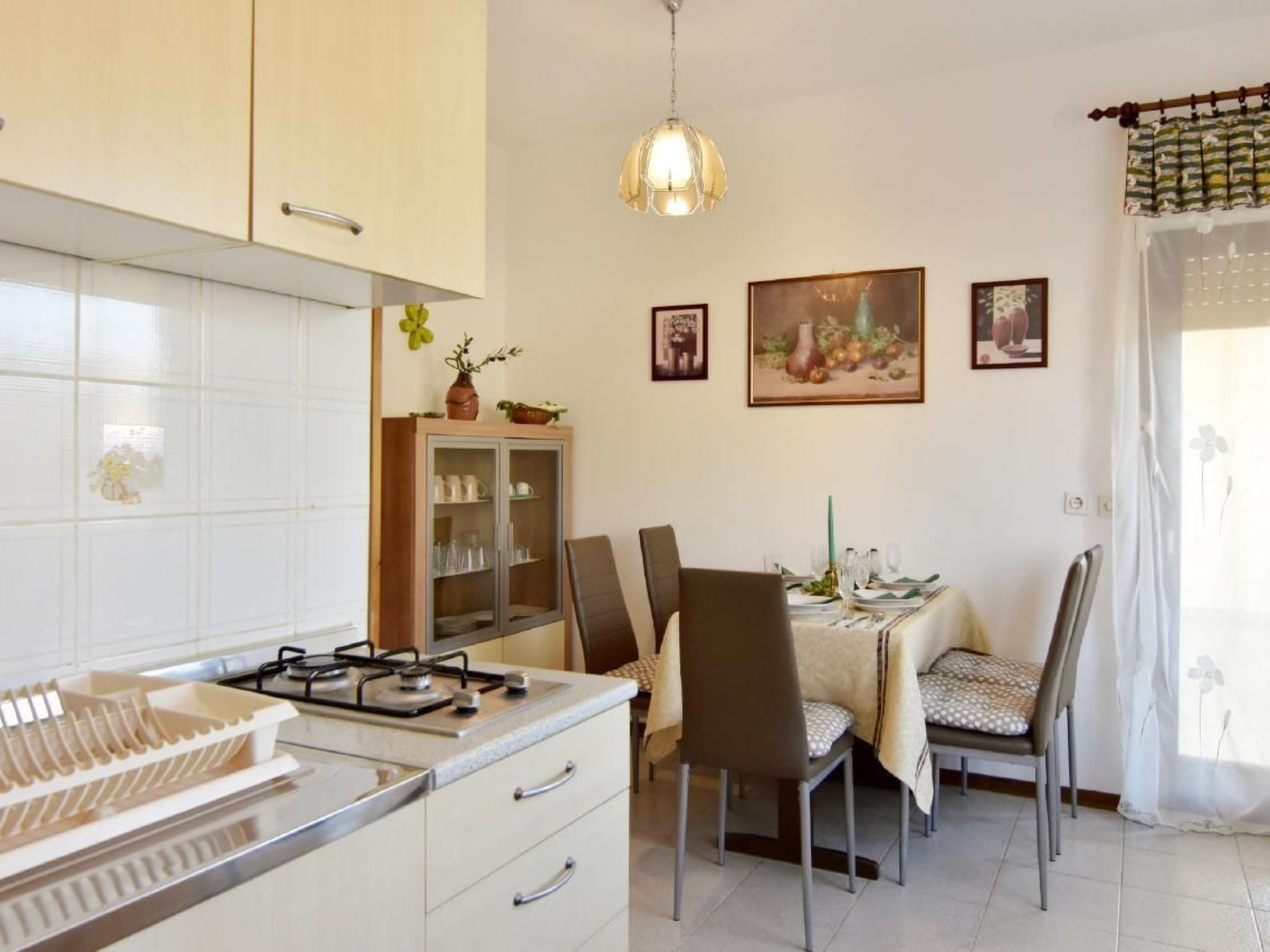 VLADO C6-Image-tags.info