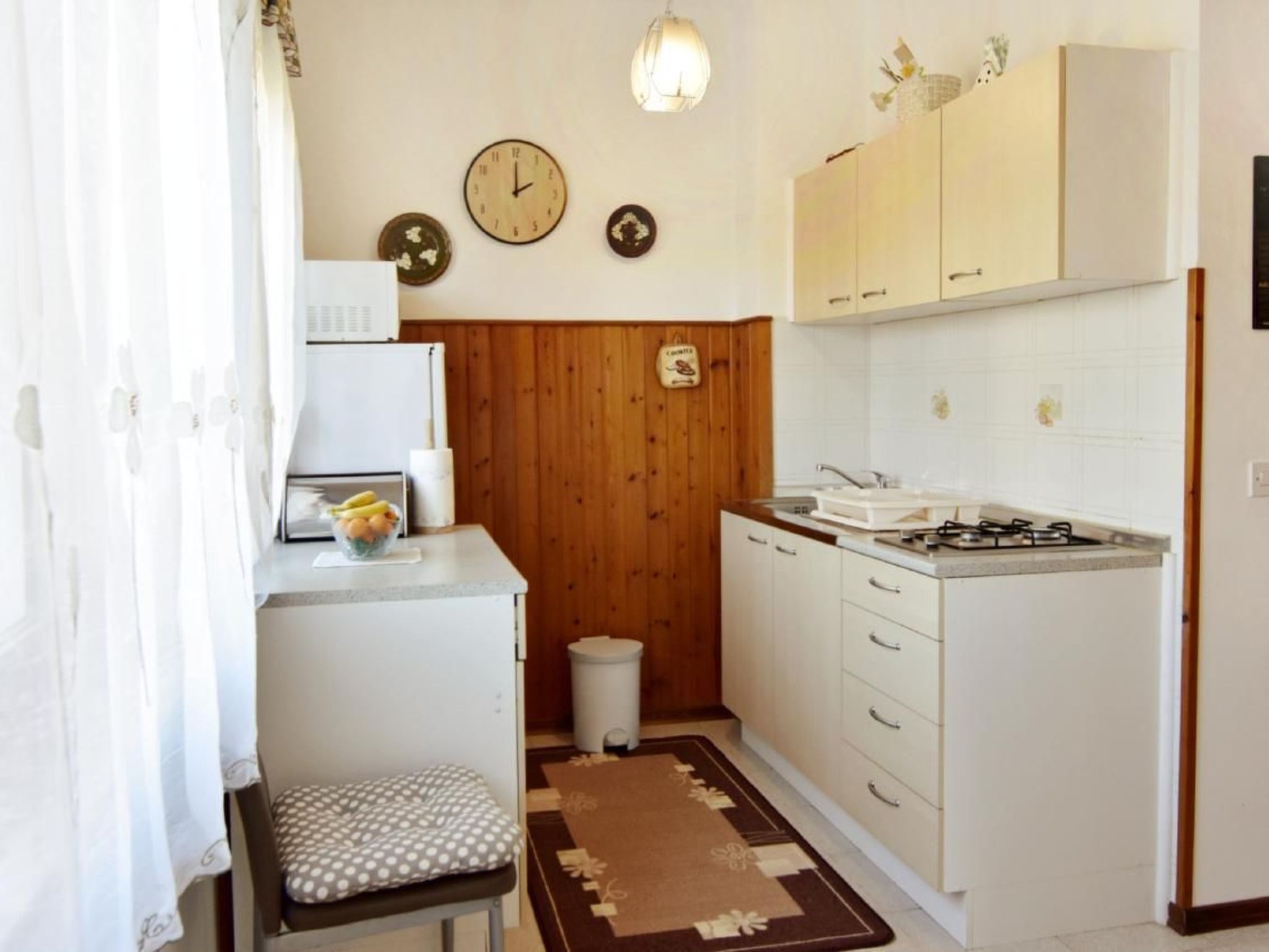 VLADO C6-Image-tags.info