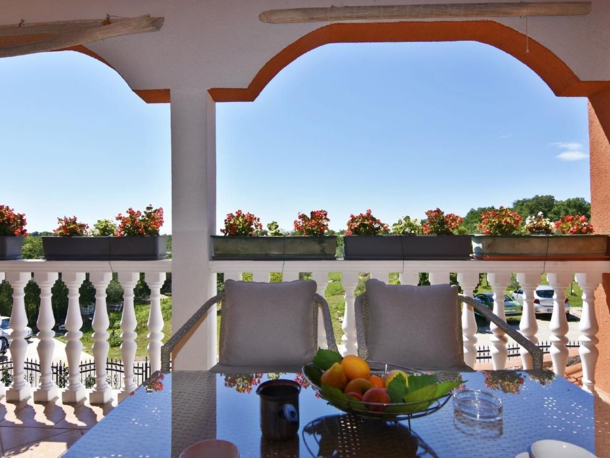 Klimatisierte Wohnung in Valica mit Großem Garten-Image-tags.info