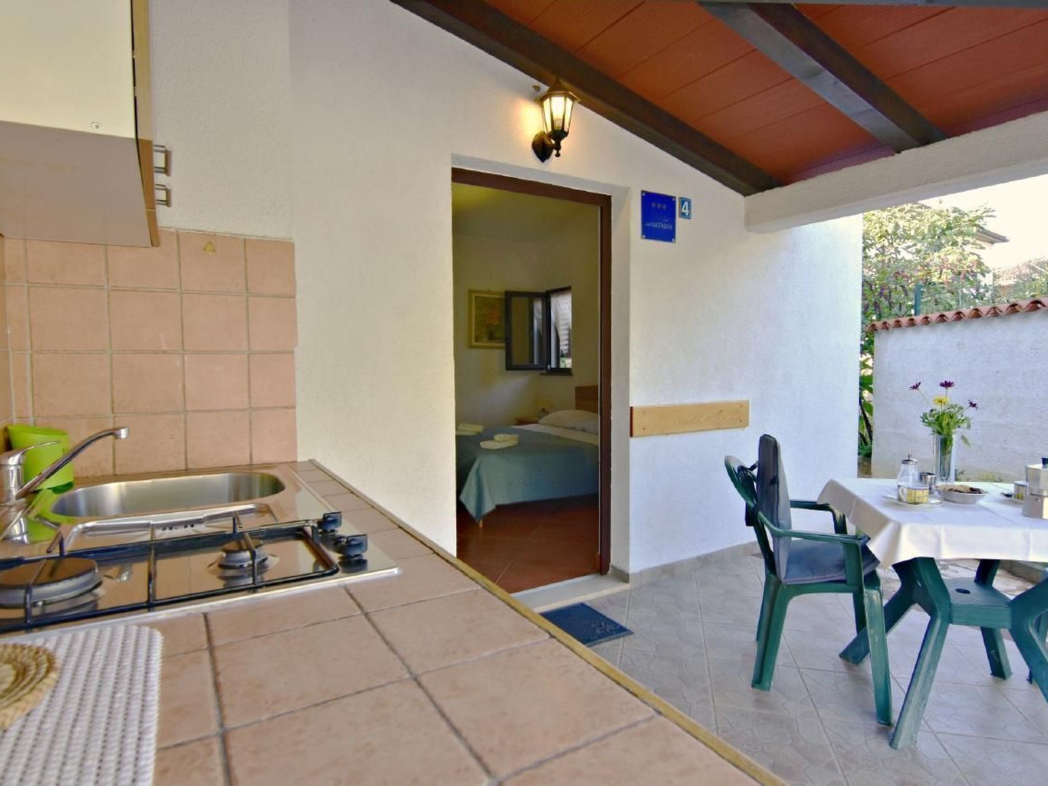 Vedrana 4-Image-tags.info