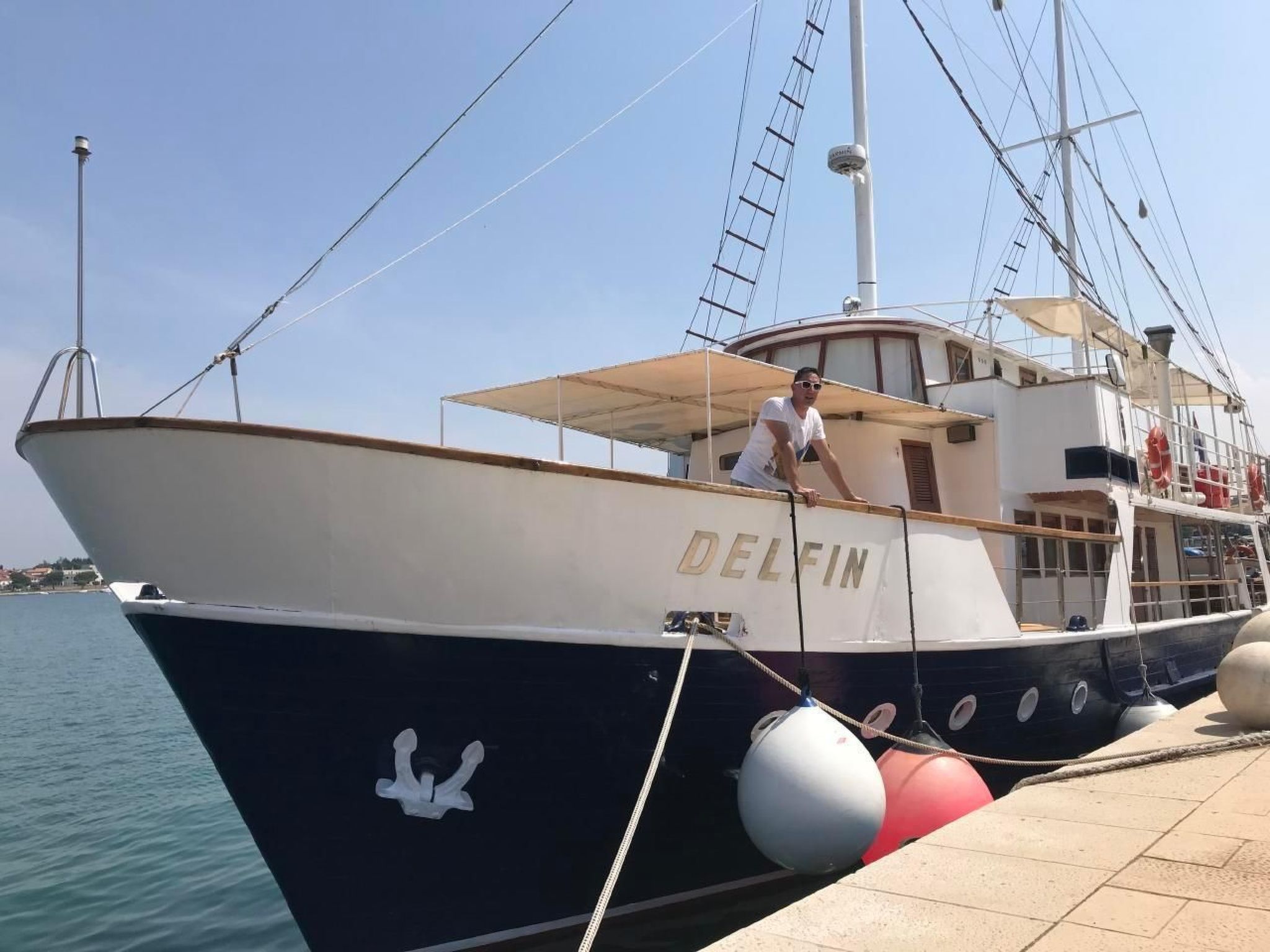 Vedrana 4-Image-tags.info