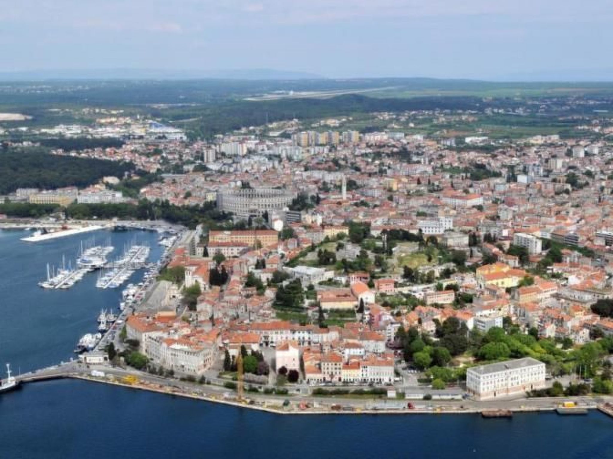 Photo of Wohnung mit Blick auf das Wasser