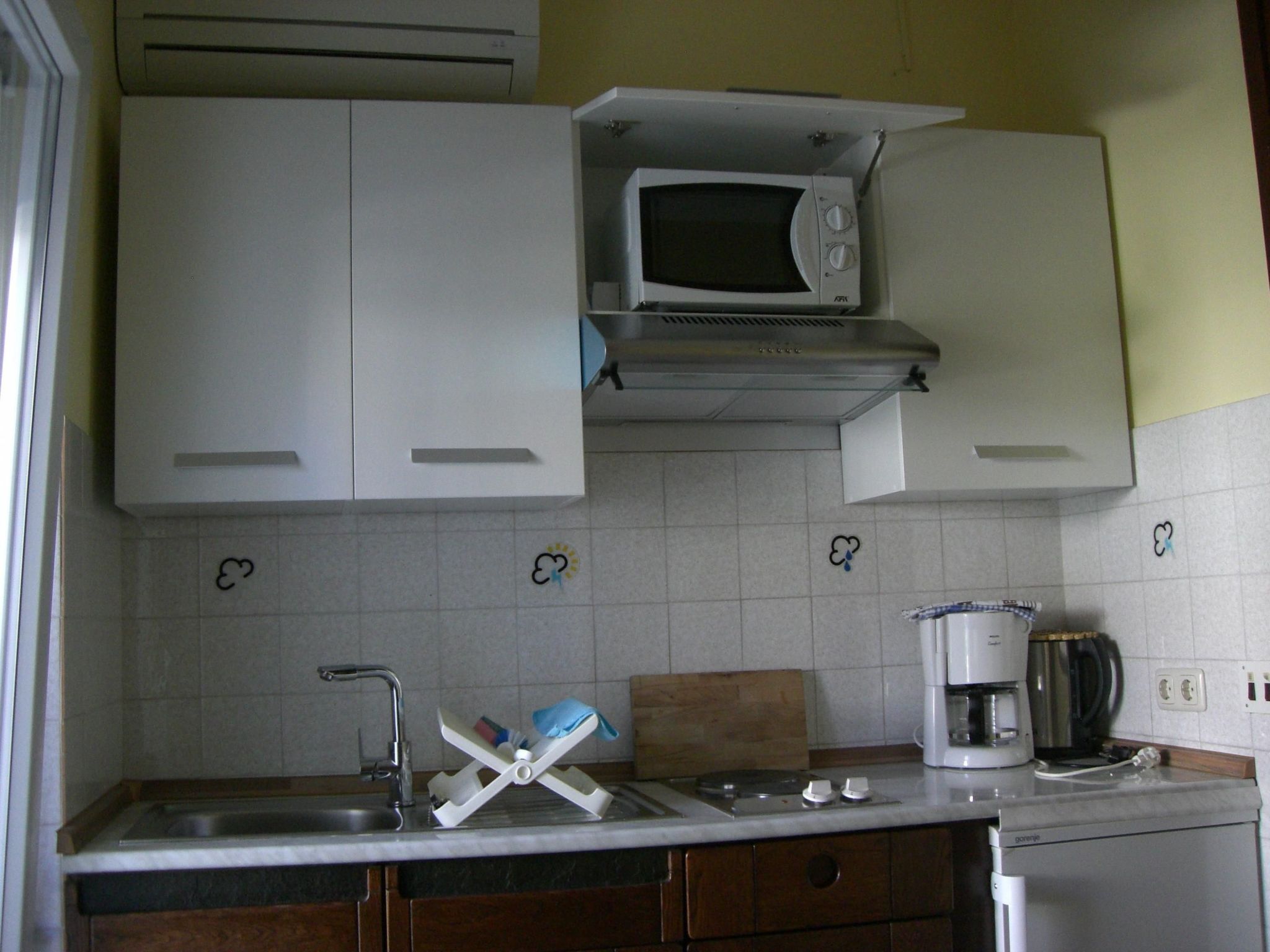 Wohnung Hama Komunela mit Garten und Stellplatz-Binnen