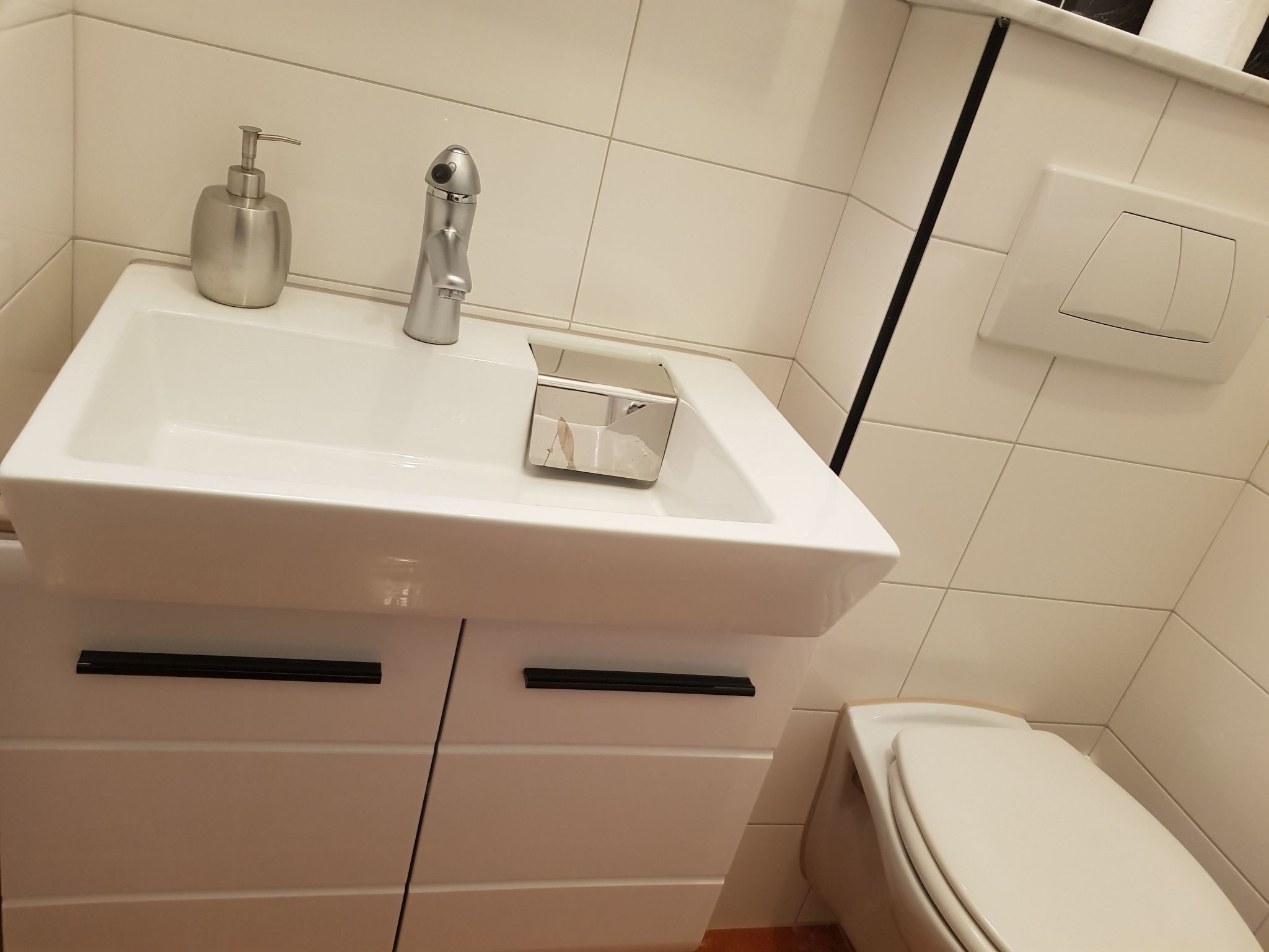 Wohnung Hama Komunela mit Garten und Stellplatz-Binnen