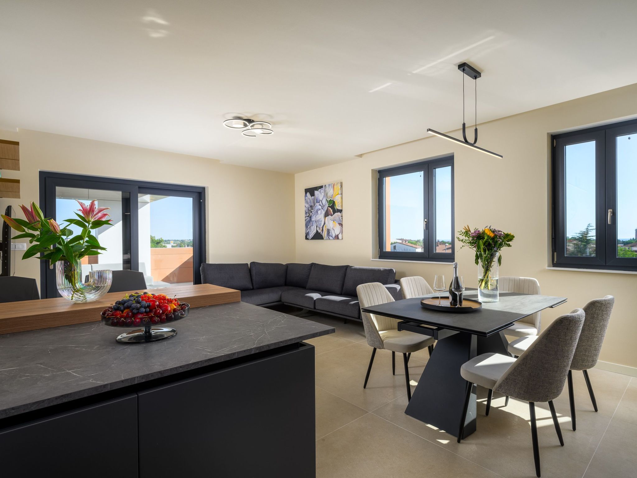 Photo of Luxuriöses Penthouse Viki mit Meerblick