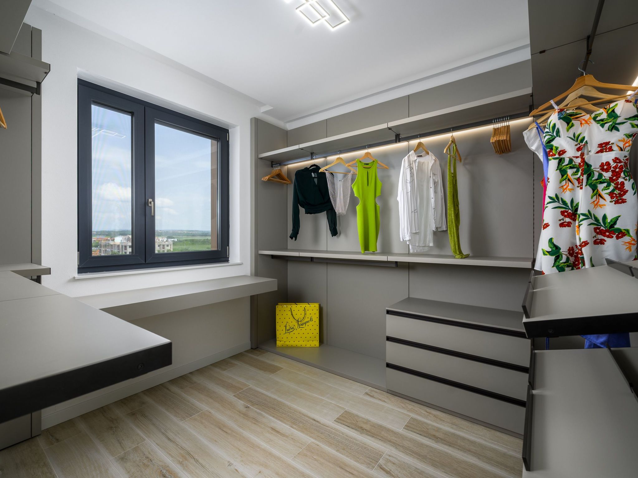 Photo of Luxuriöses Penthouse Viki mit Meerblick