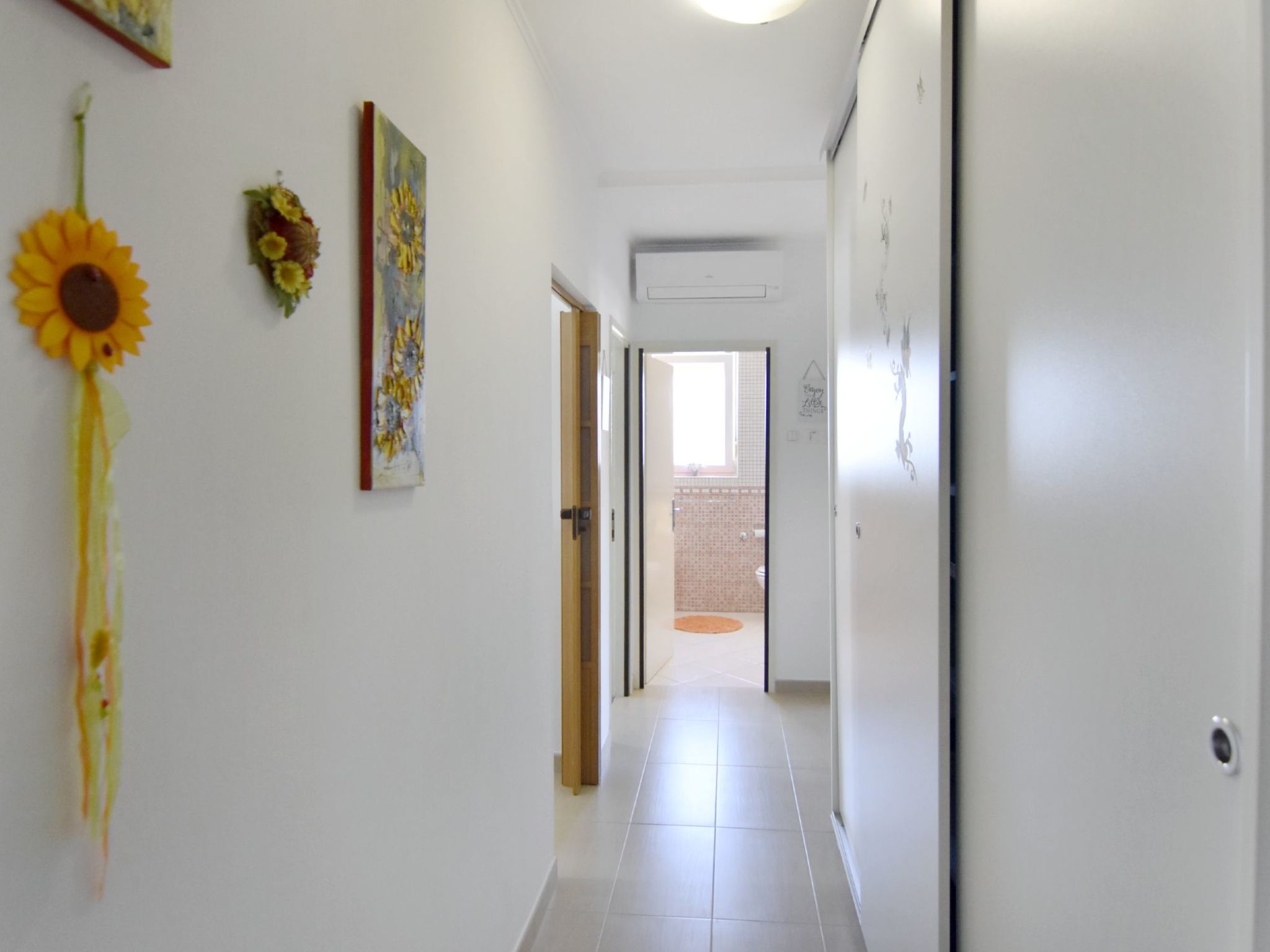 Martina B4-Image-tags.info