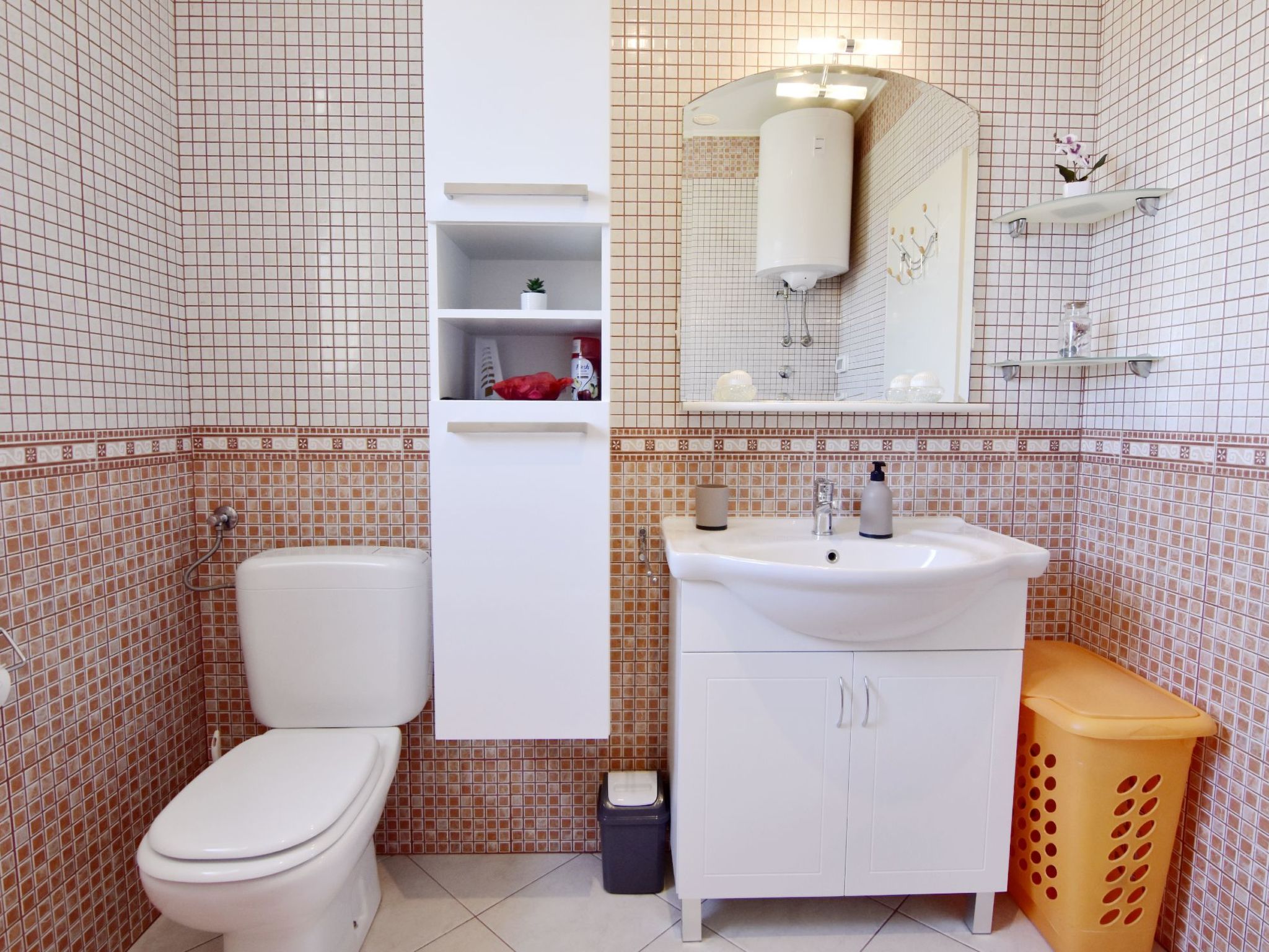 Martina B4-Image-tags.info