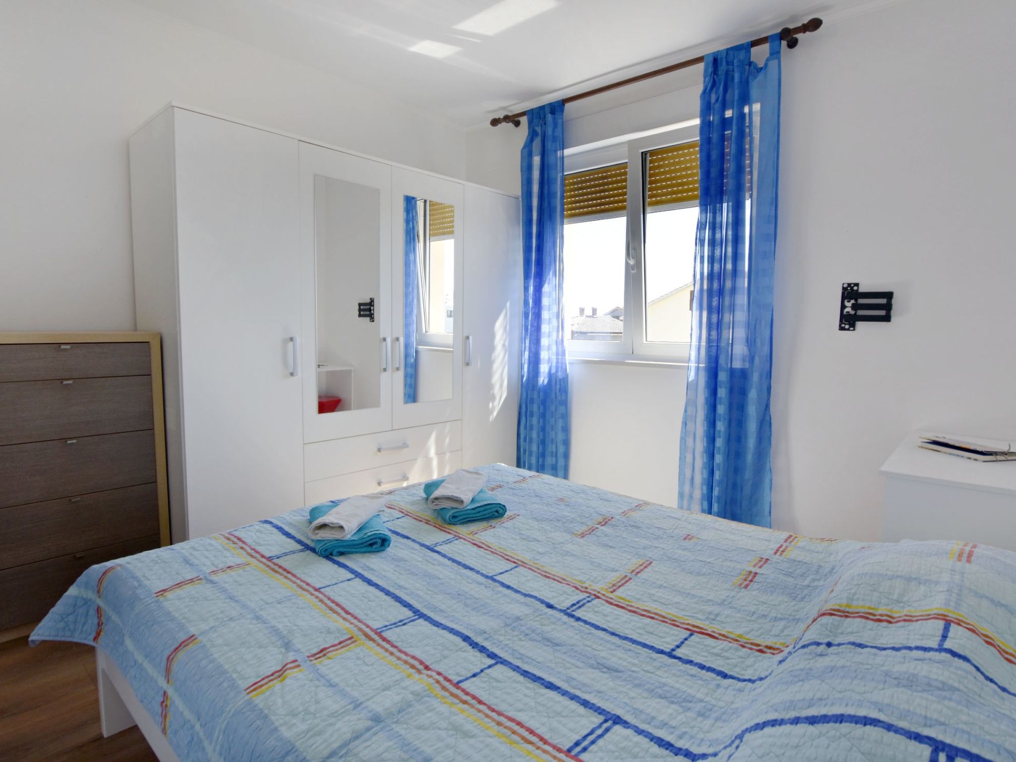 Martina B4-Image-tags.info