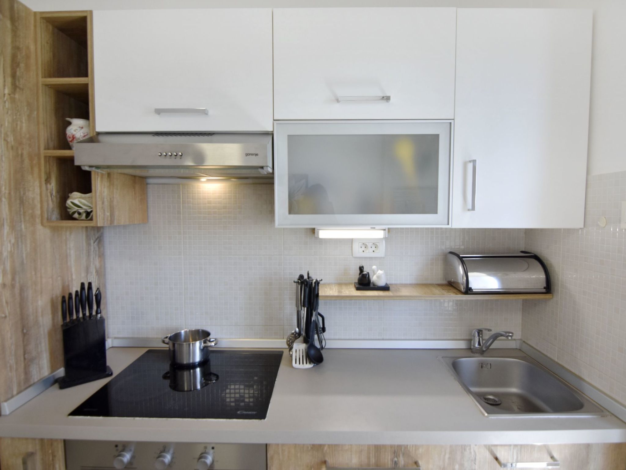 Martina B4-Image-tags.info