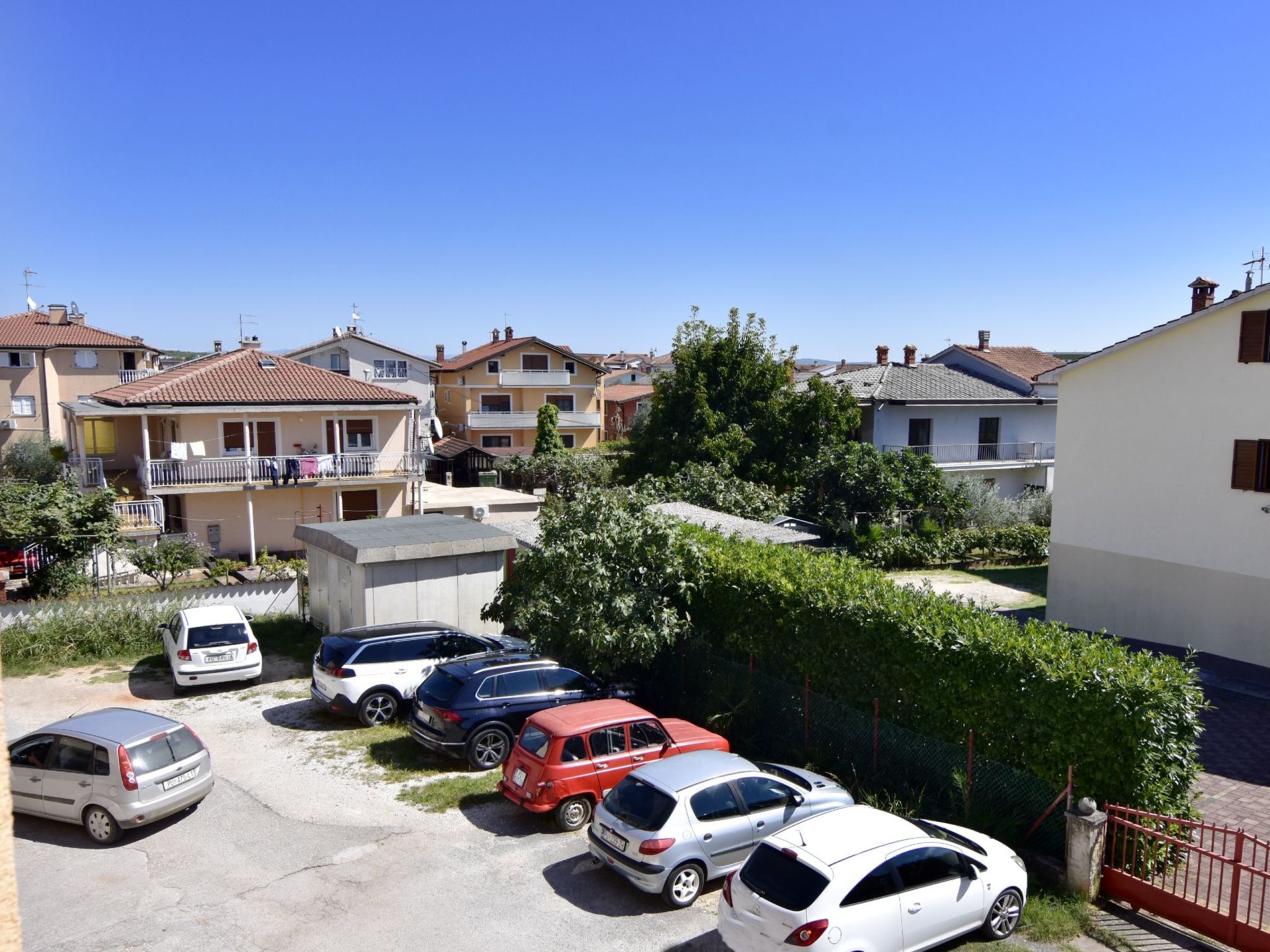 Martina B4-Image-tags.info