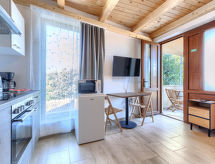 Knus appartement voor 2 aan zee in Lovrečica, op 50 meter van het strand - thumbnail 1