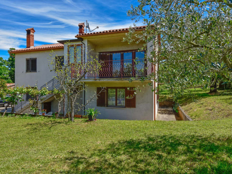 Op 1,0 km van zee: Zonnig appartement Santin in Savudrija in Umag/Savudrija