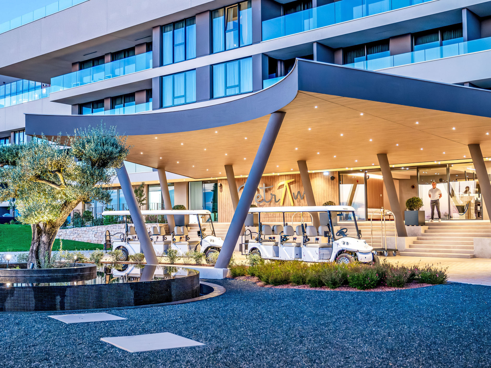 Petram Resort & Residences - Draußen