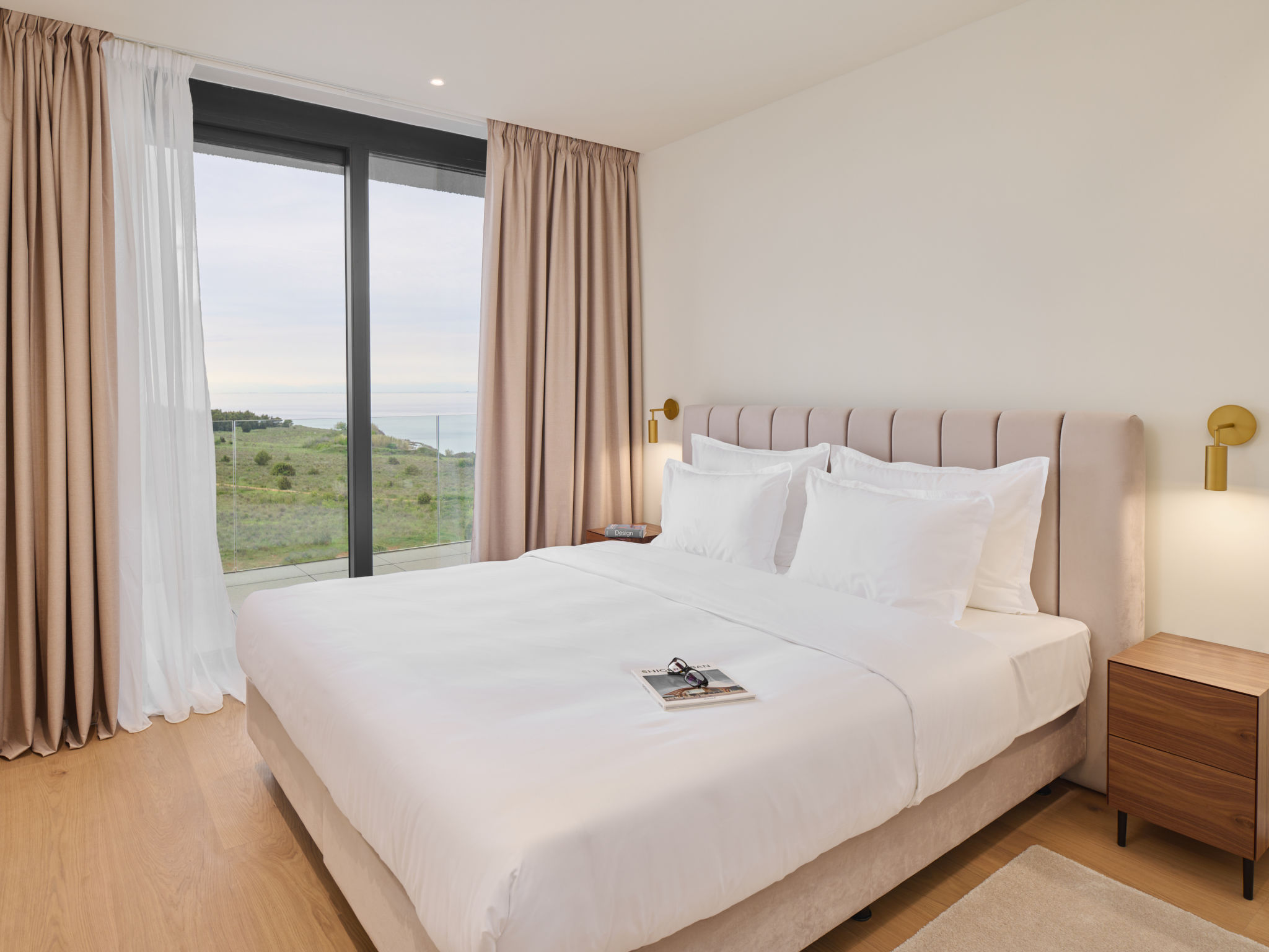 Petram Resort & Residences - Drinnen