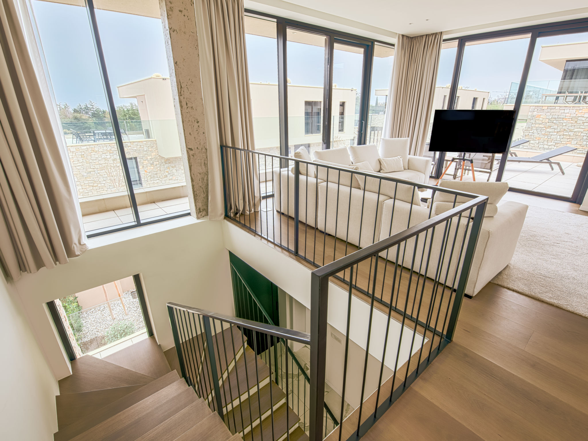Petram Resort & Residences - Drinnen